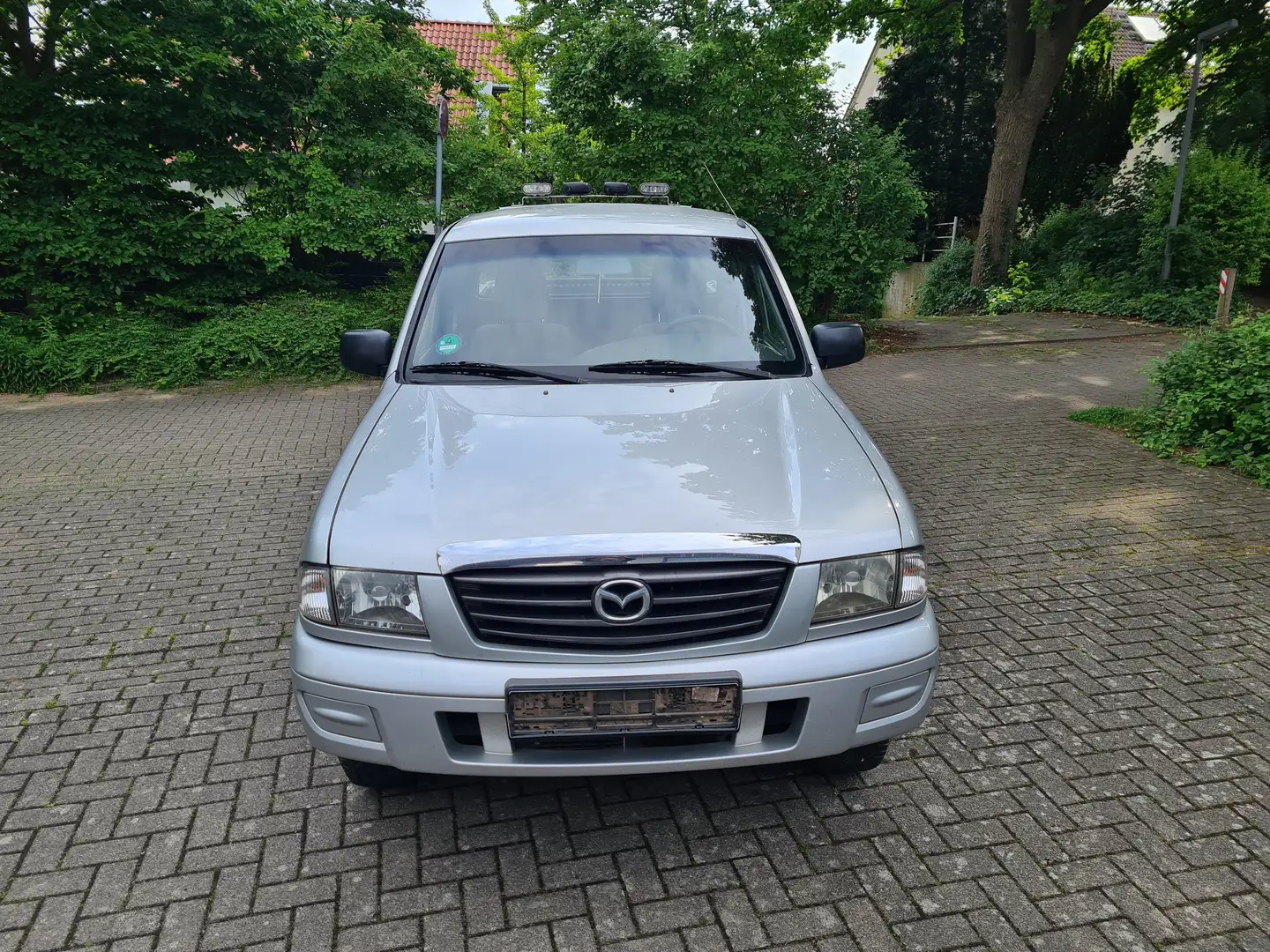 Mazda B Series 2500 L-Toplands 4x4 Argent - 2