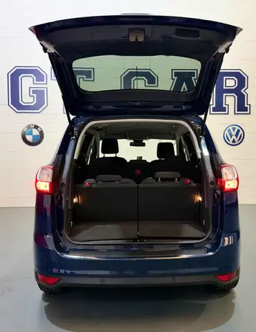 Ford C-Max view 10