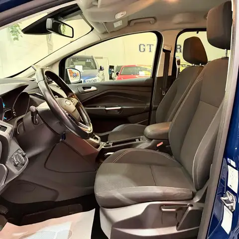 Ford C-Max view 12