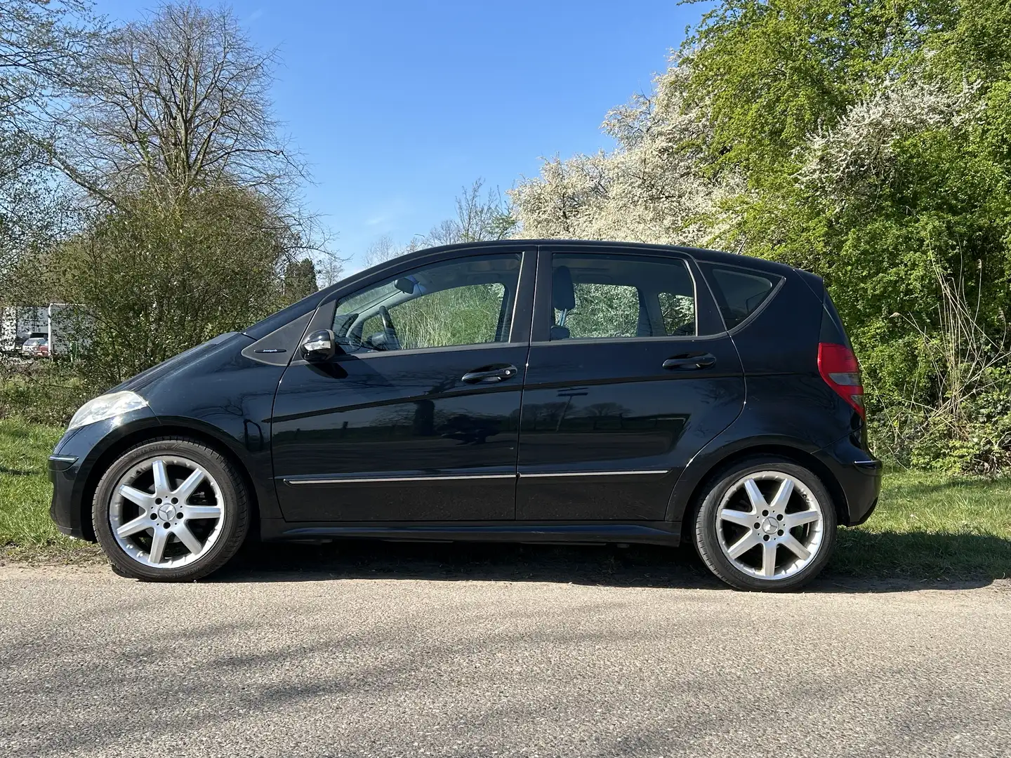 Mercedes-Benz A 170 Avantgarde Černá - 2