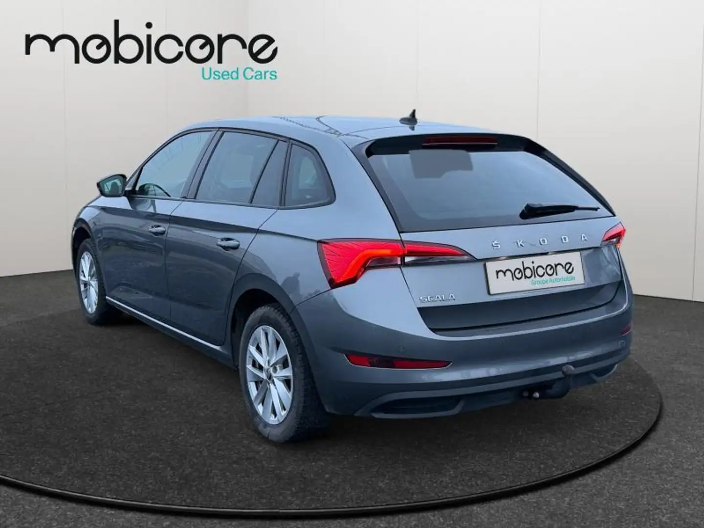 Skoda Scala Ambition Gris - 2