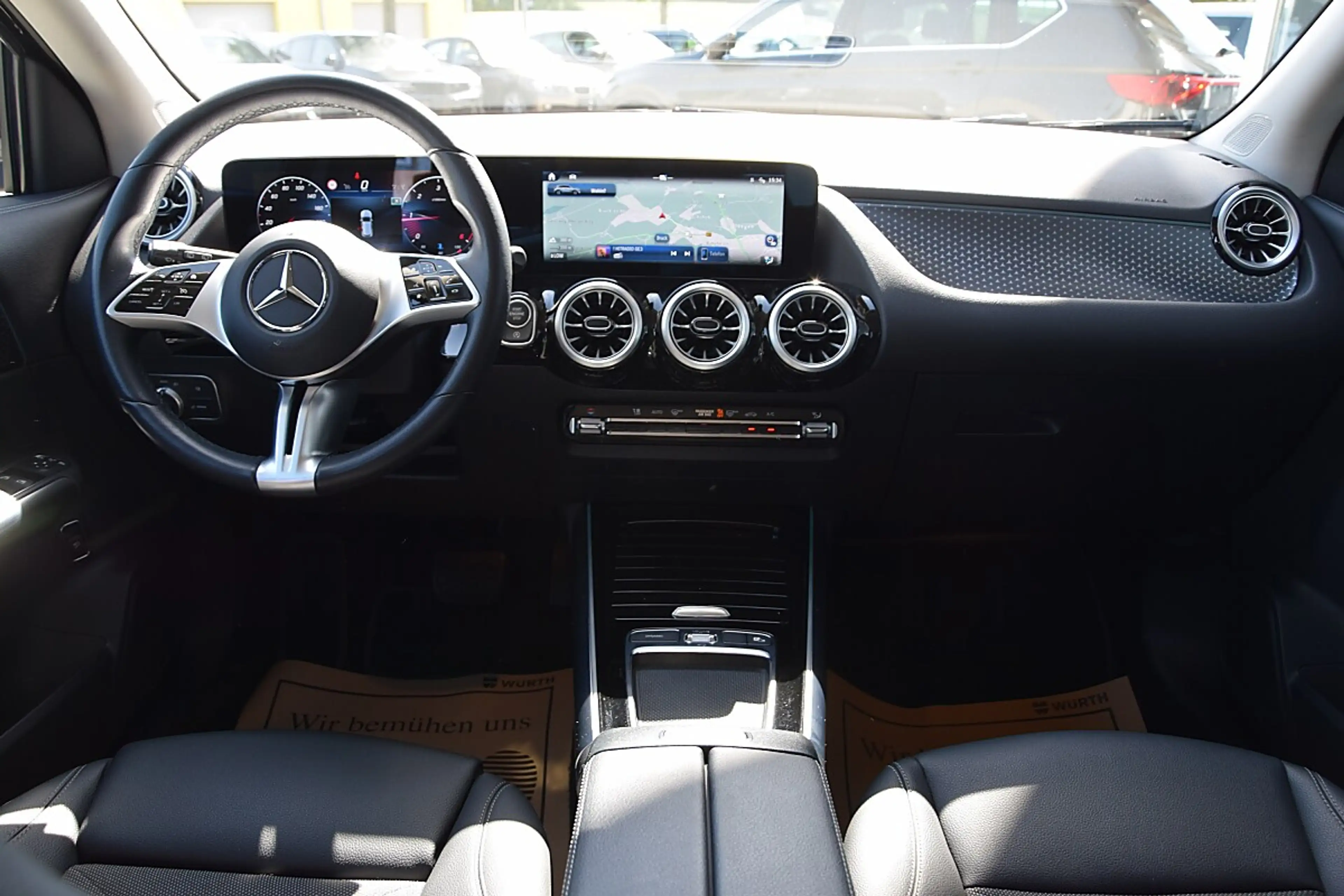 Mercedes-Benz GLA 200 d Progressive 4Matic (EURO 6d) — photo 14