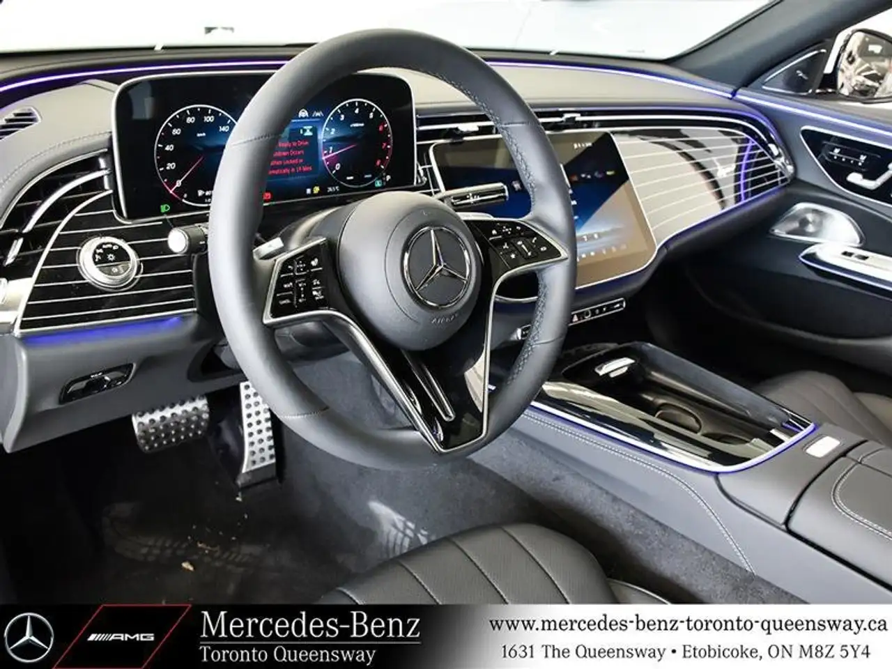 Mercedes-Benz E-Class снимка Mercedes-Benz E-Class