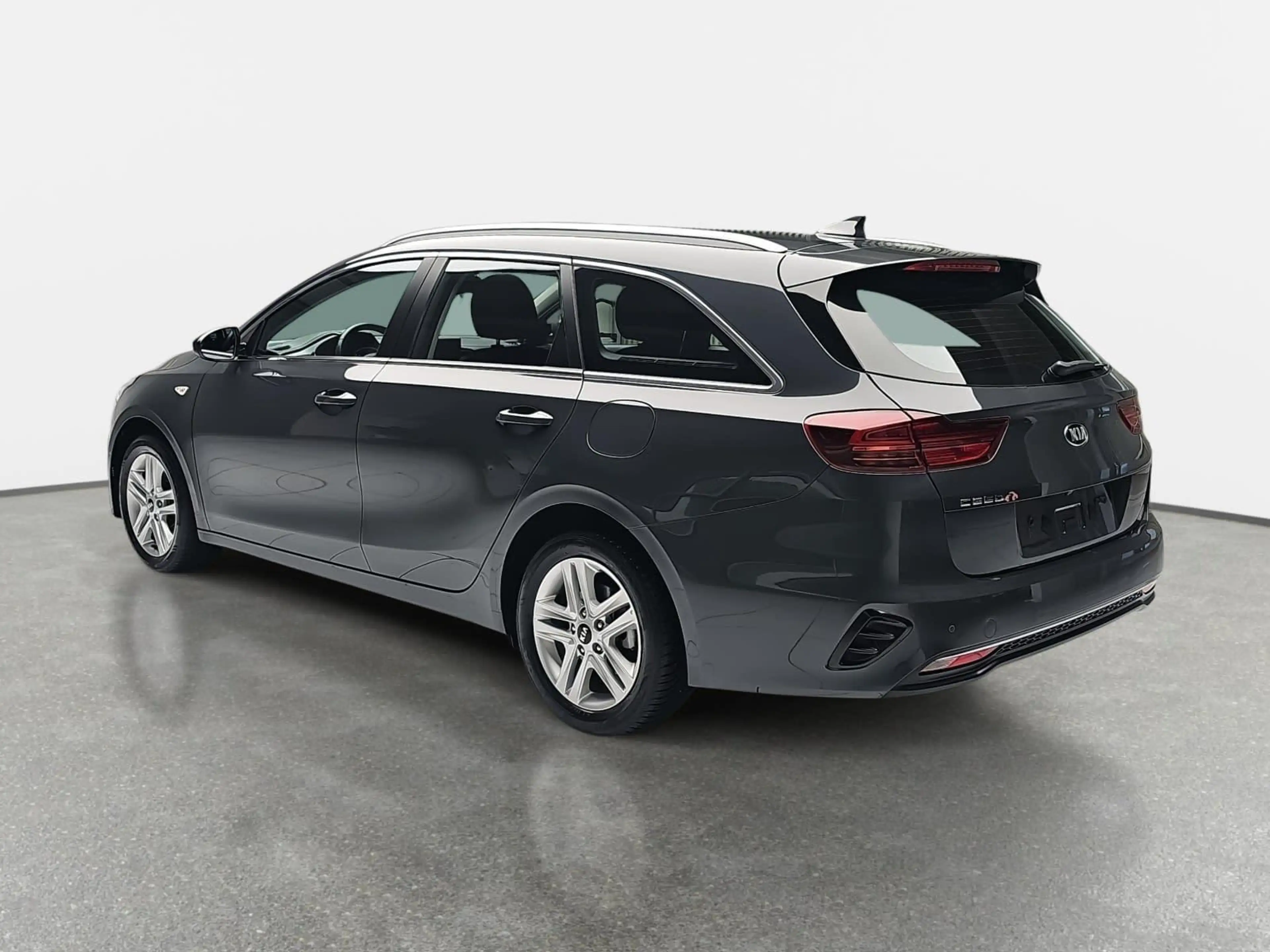 Kia Ceed SW / cee'd SW CEED SW 1.4 T-GDI DCT7 VISION MJ20 KOMFORT NAVI — photo 5