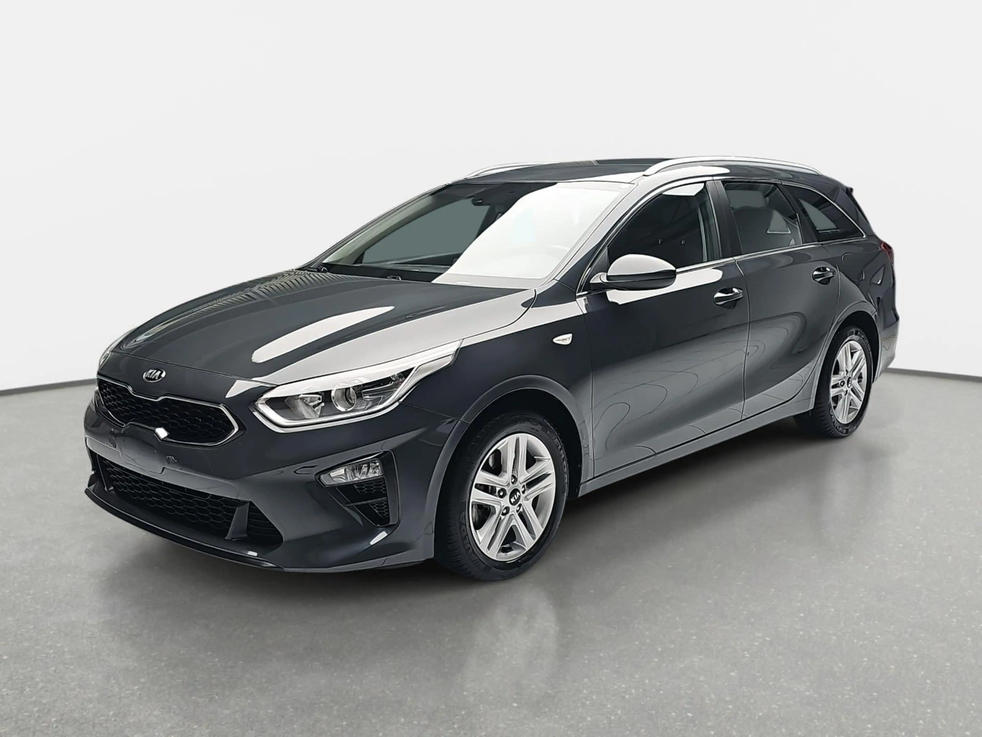 Kia Ceed SW / cee'd SW CEED SW 1.4 T-GDI DCT7 VISION MJ20 KOMFORT NAVI — photo 2
