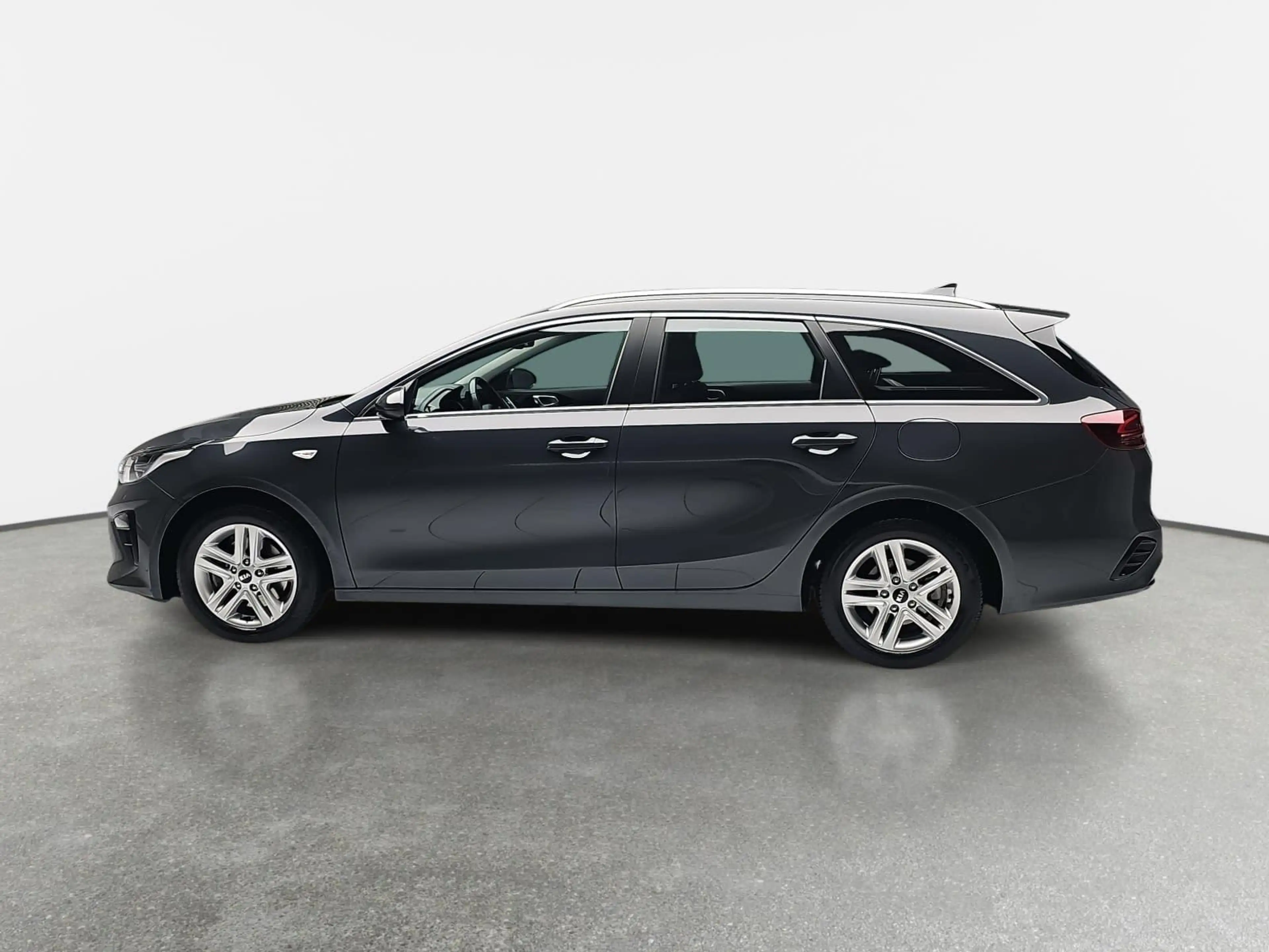 Kia Ceed SW / cee'd SW CEED SW 1.4 T-GDI DCT7 VISION MJ20 KOMFORT NAVI — photo 6