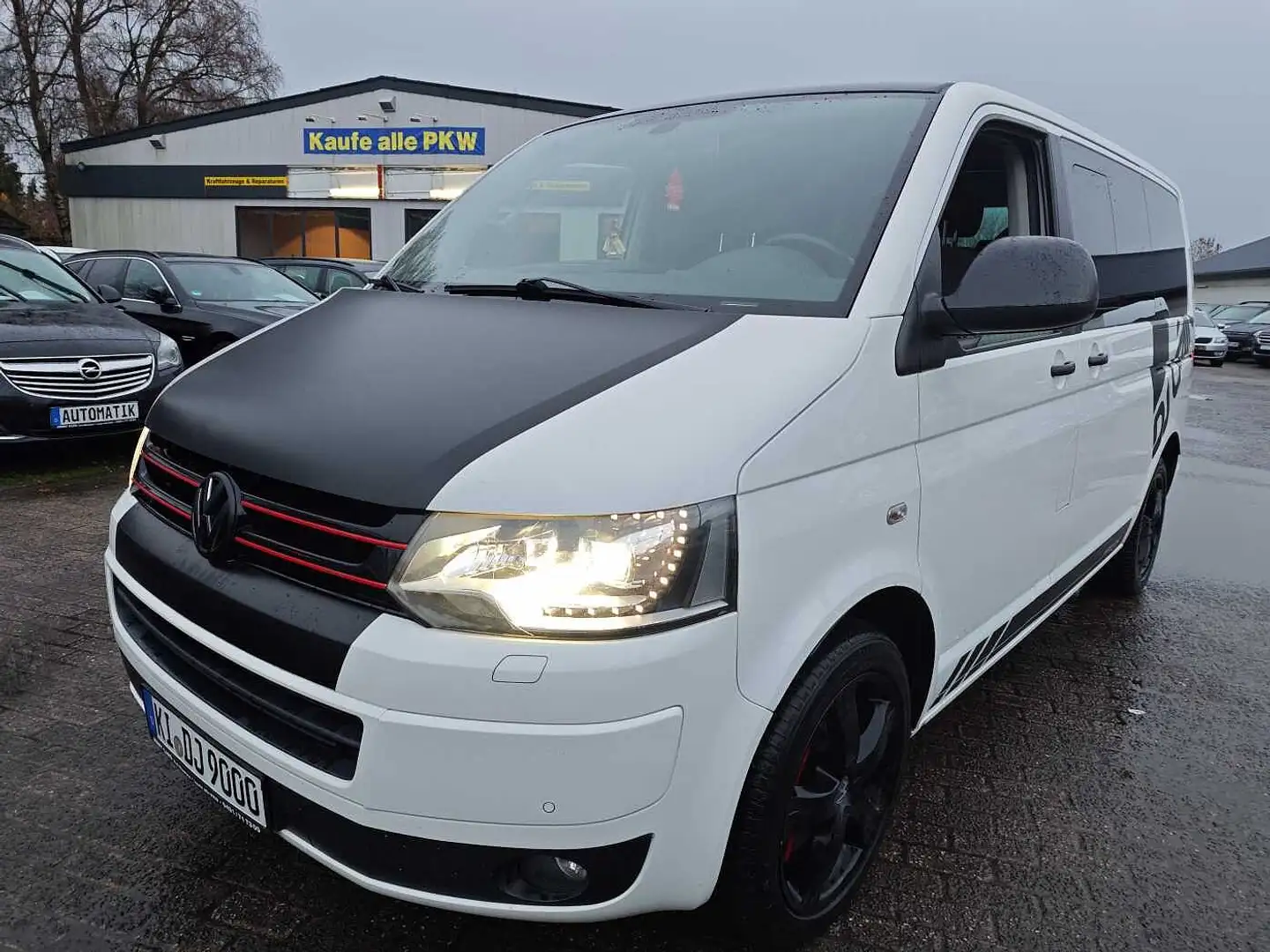 Volkswagen T5 Multivan 2.0 TDI Weiß - 1