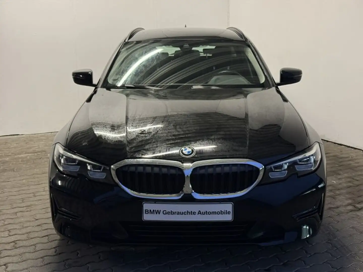 BMW 330 iA Tour. Advantage Navi.LED.M-LR.PDCvohi..DAB Schwarz - 2