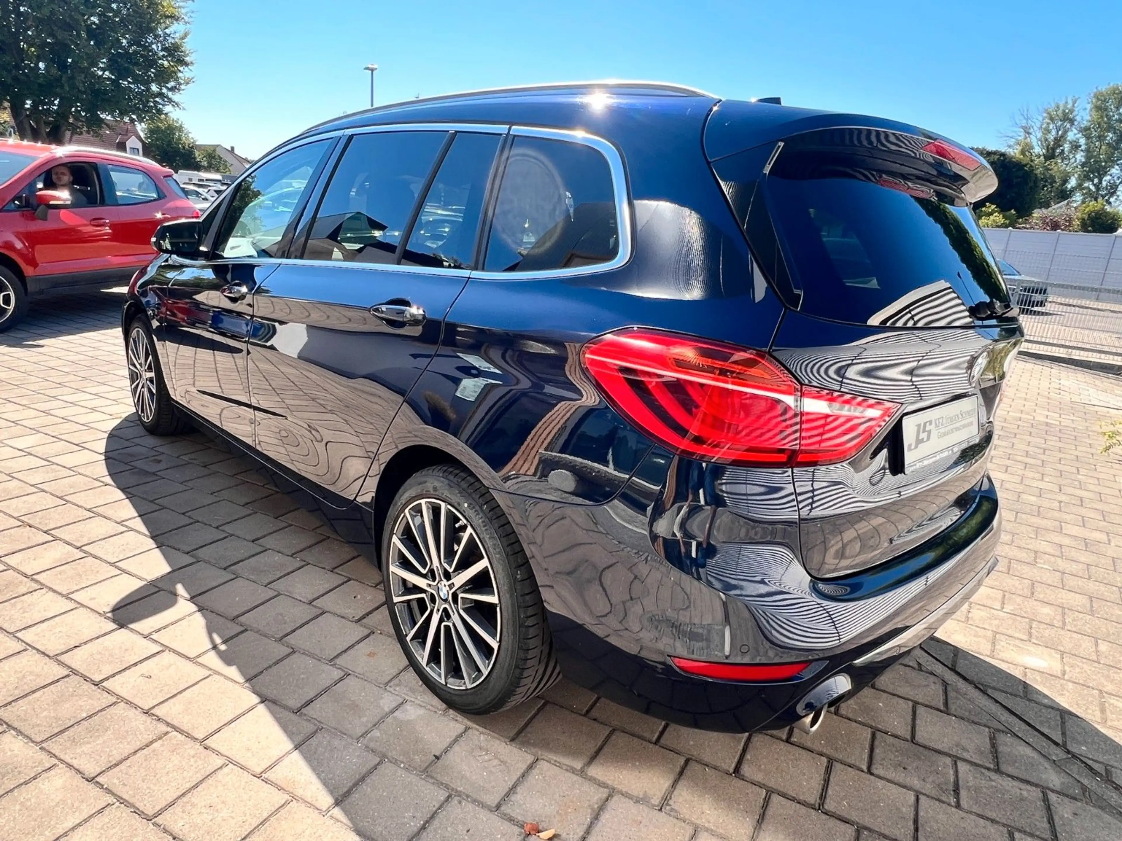 BMW 220 i 2 Gran Tourer Luxury Line Head Up Leder — photo 5