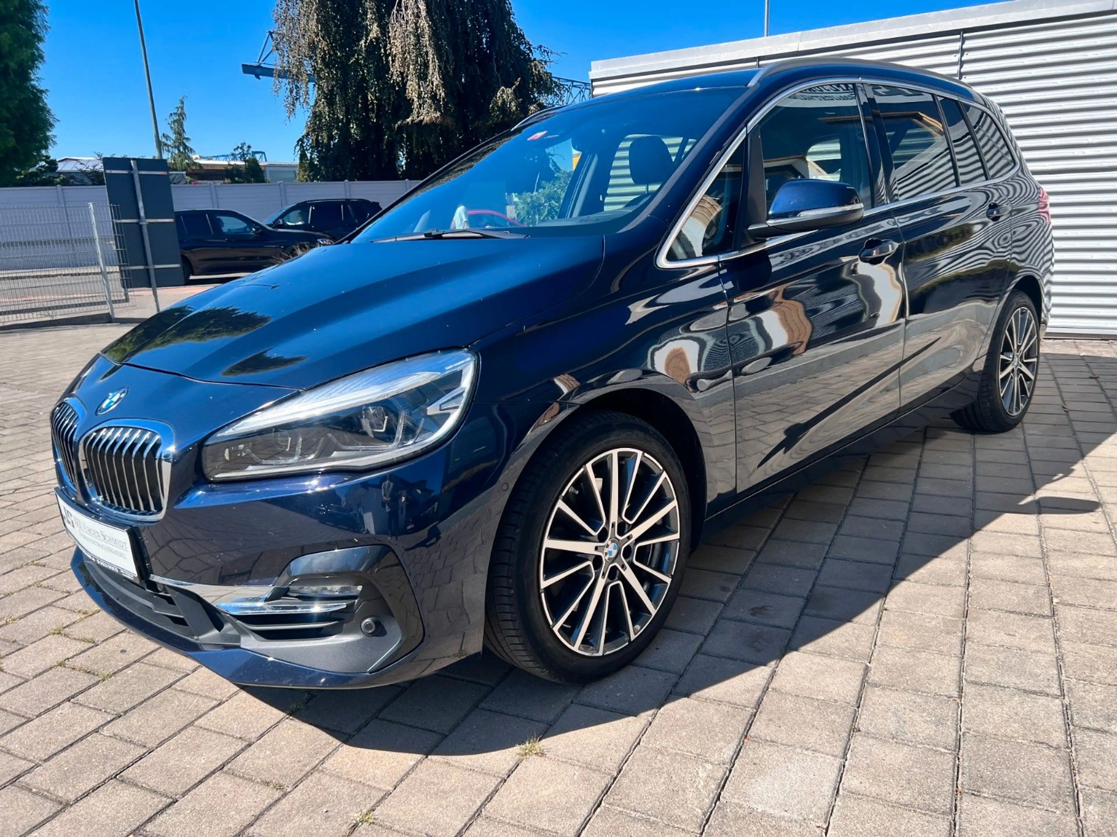BMW 220 i 2 Gran Tourer Luxury Line Head Up Leder — photo 4