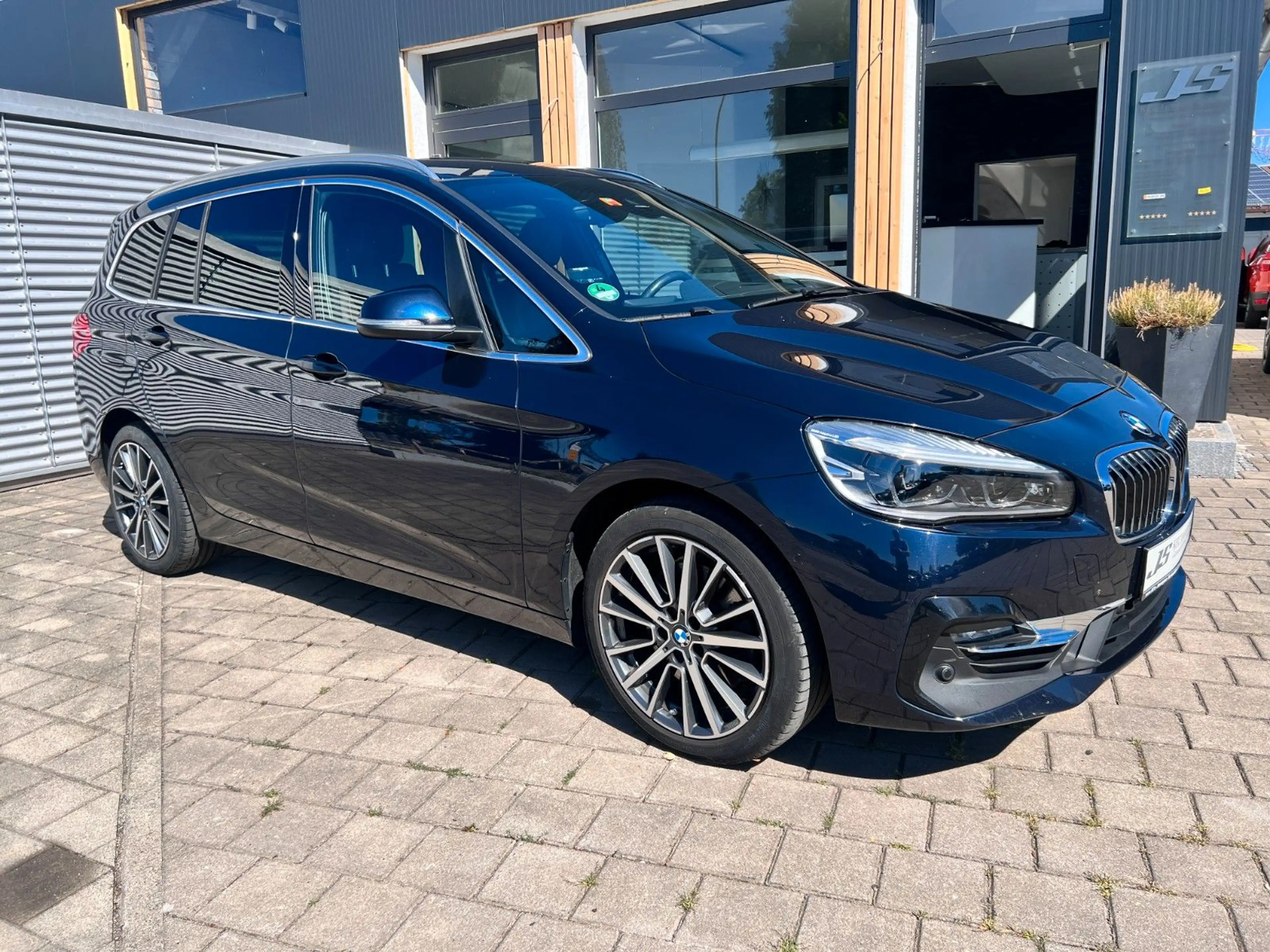 BMW 220 i 2 Gran Tourer Luxury Line Head Up Leder — photo 3