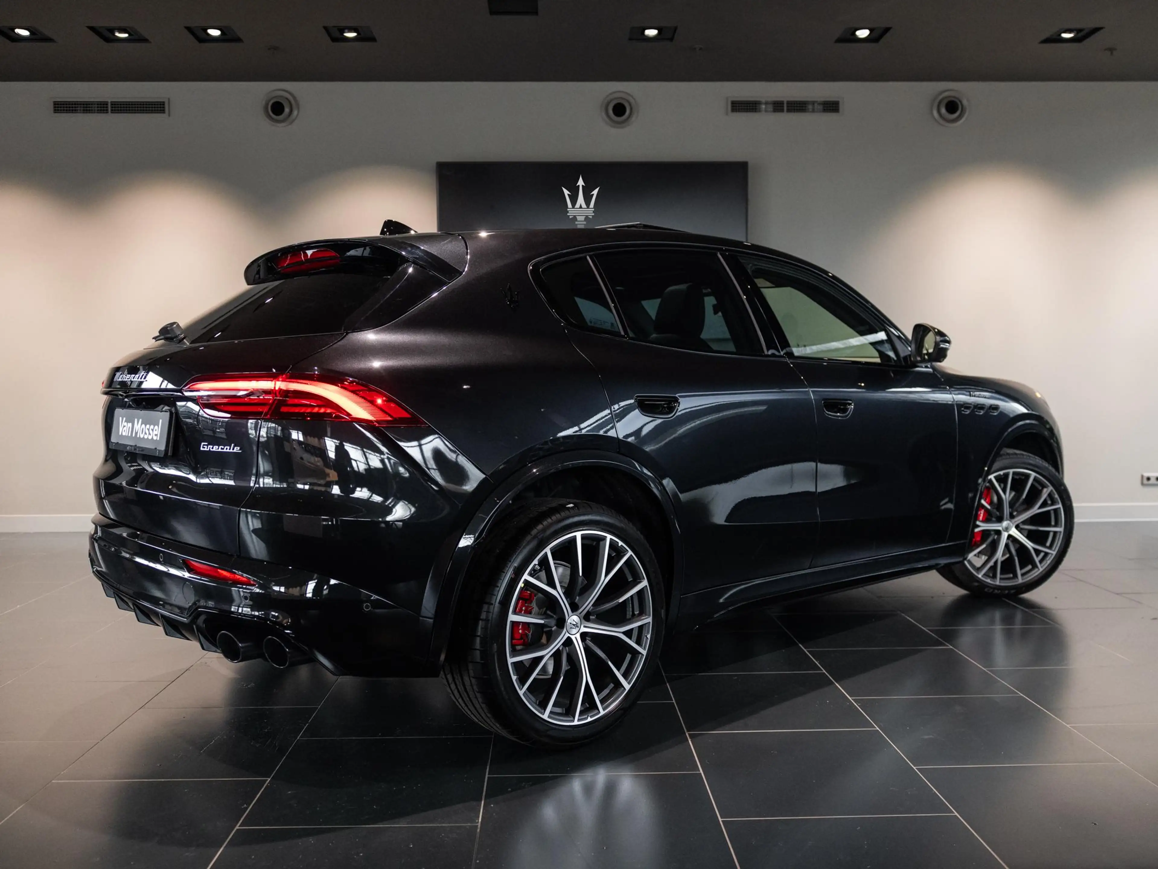 Maserati Grecale 2.0 MHEV Modena 330pk | Travel Package | Climate P — photo 4