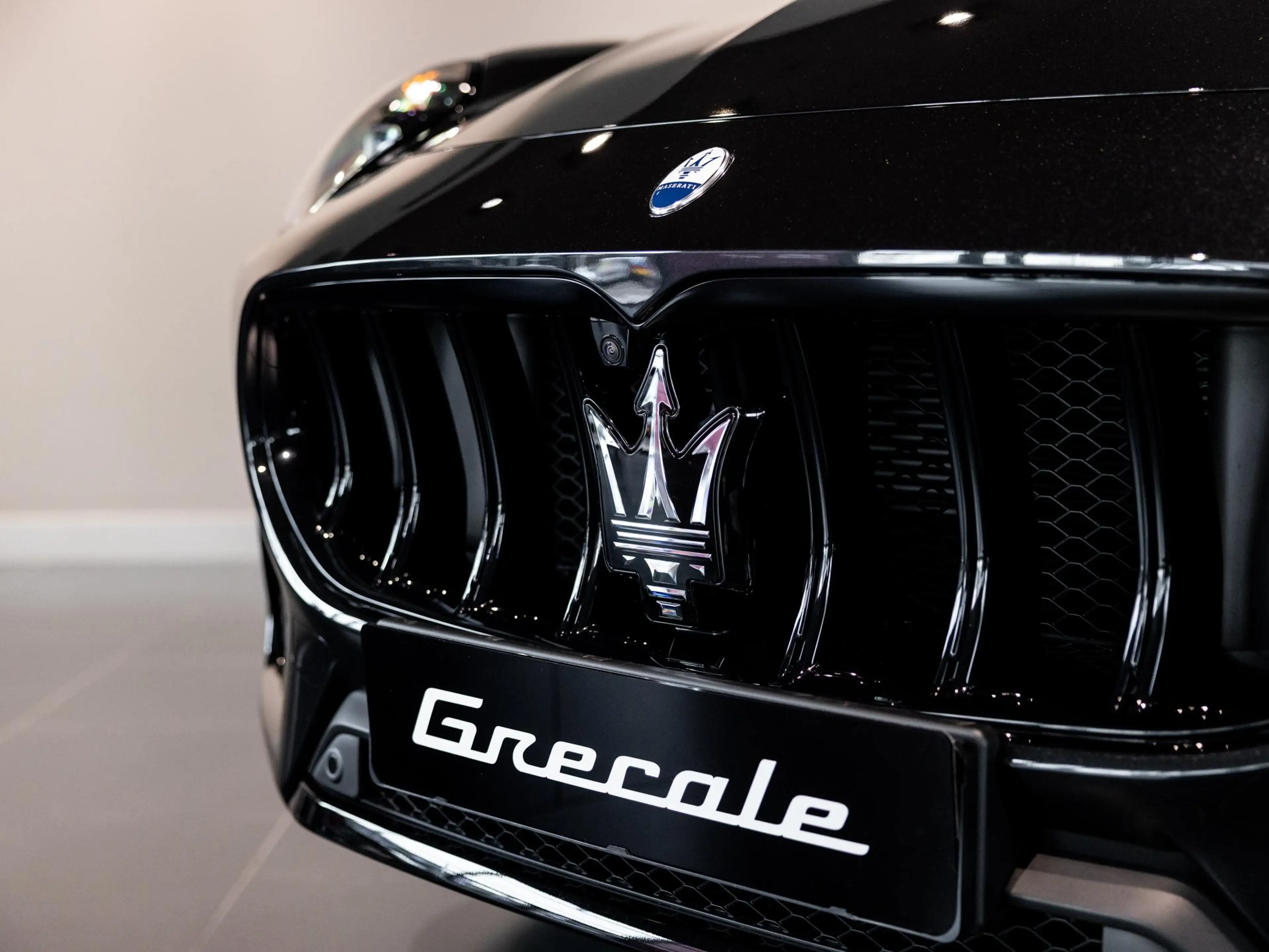 Maserati Grecale 2.0 MHEV Modena 330pk | Travel Package | Climate P — photo 13