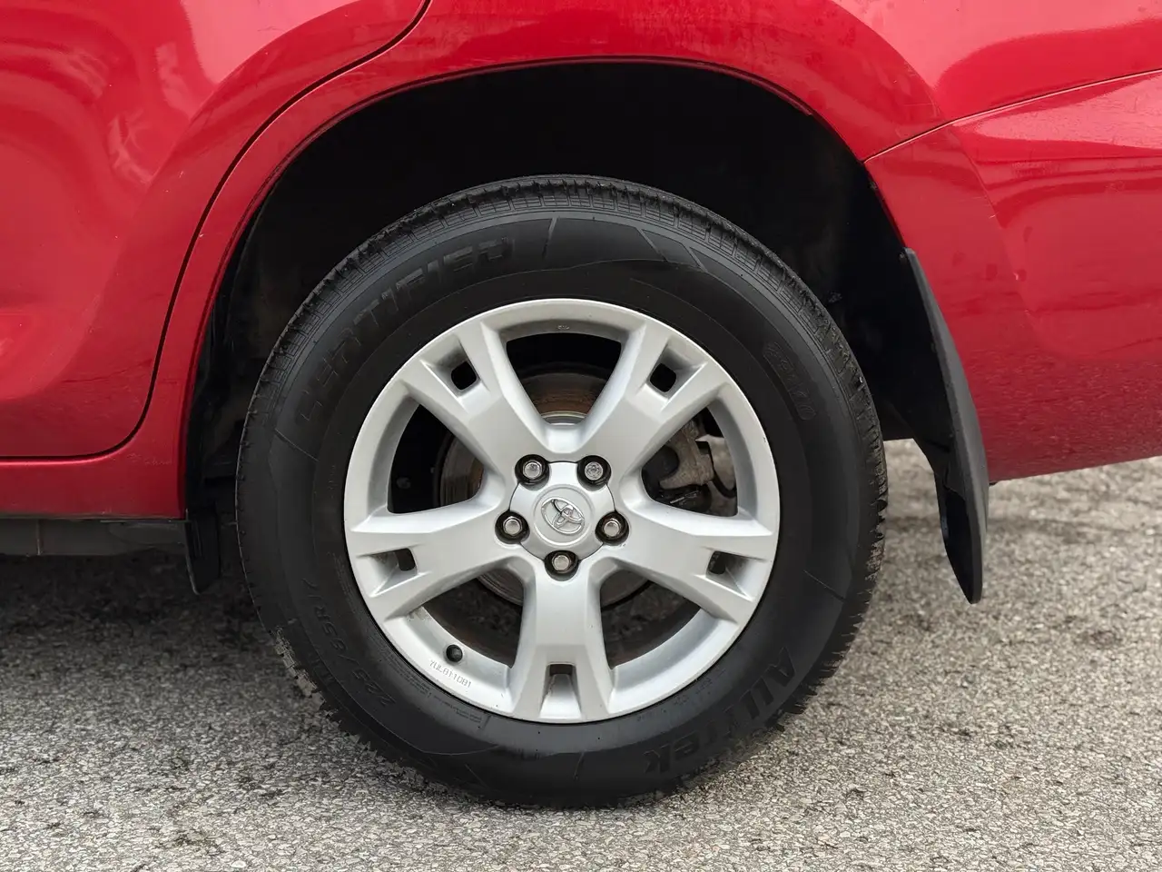 Toyota RAV 4 снимка Toyota RAV 4