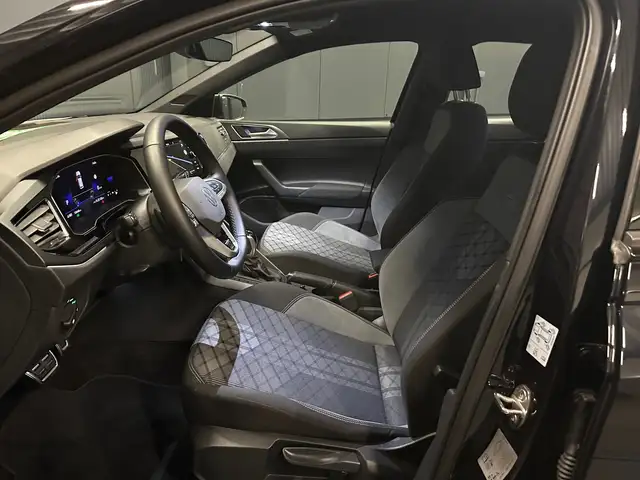 Volkswagen Polo view 14