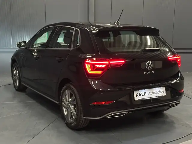 Volkswagen Polo view 3