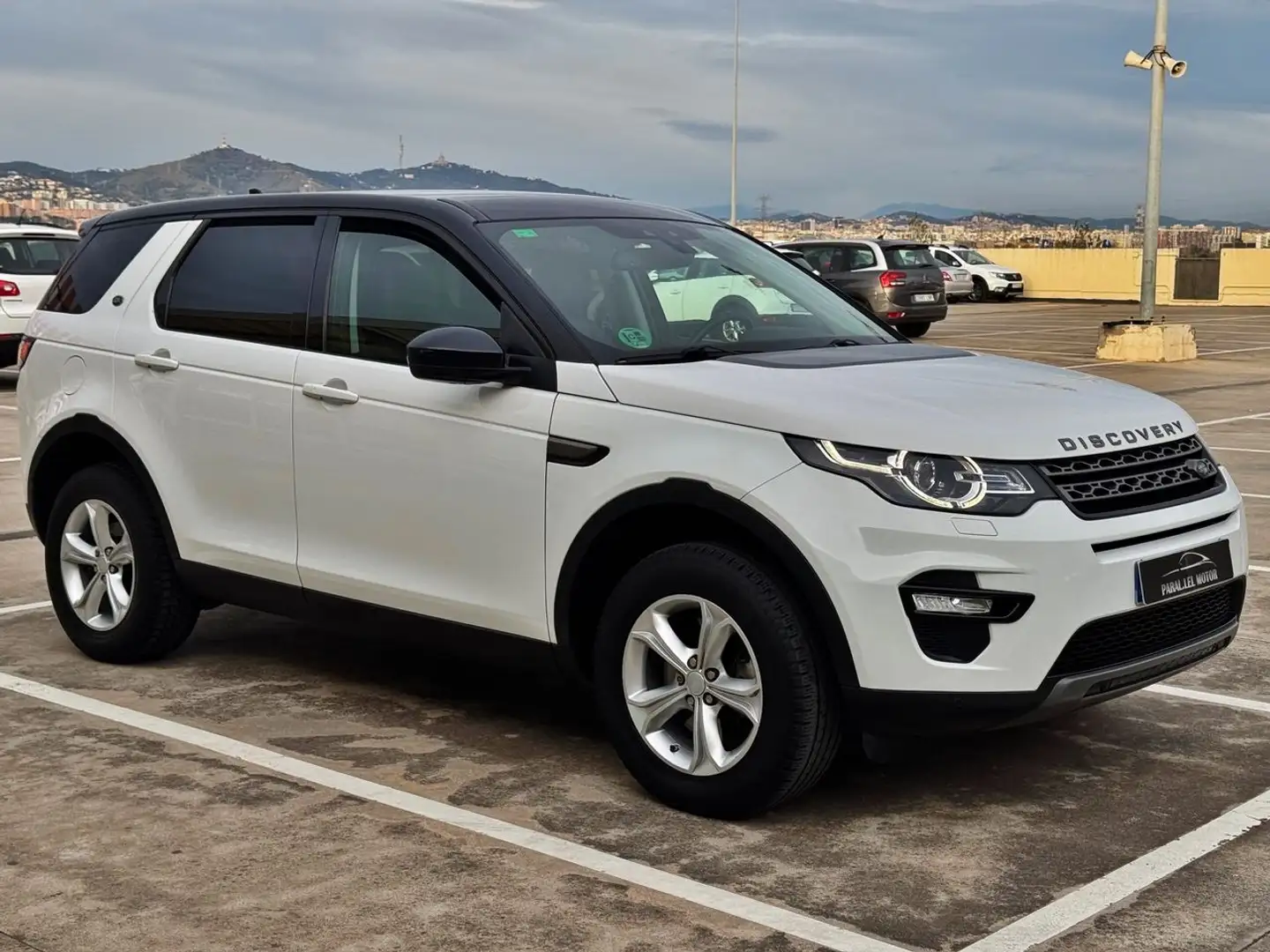 Land Rover Discovery Sport 2.0TD4 HSE 4x4 Aut. 150 Wit - 1