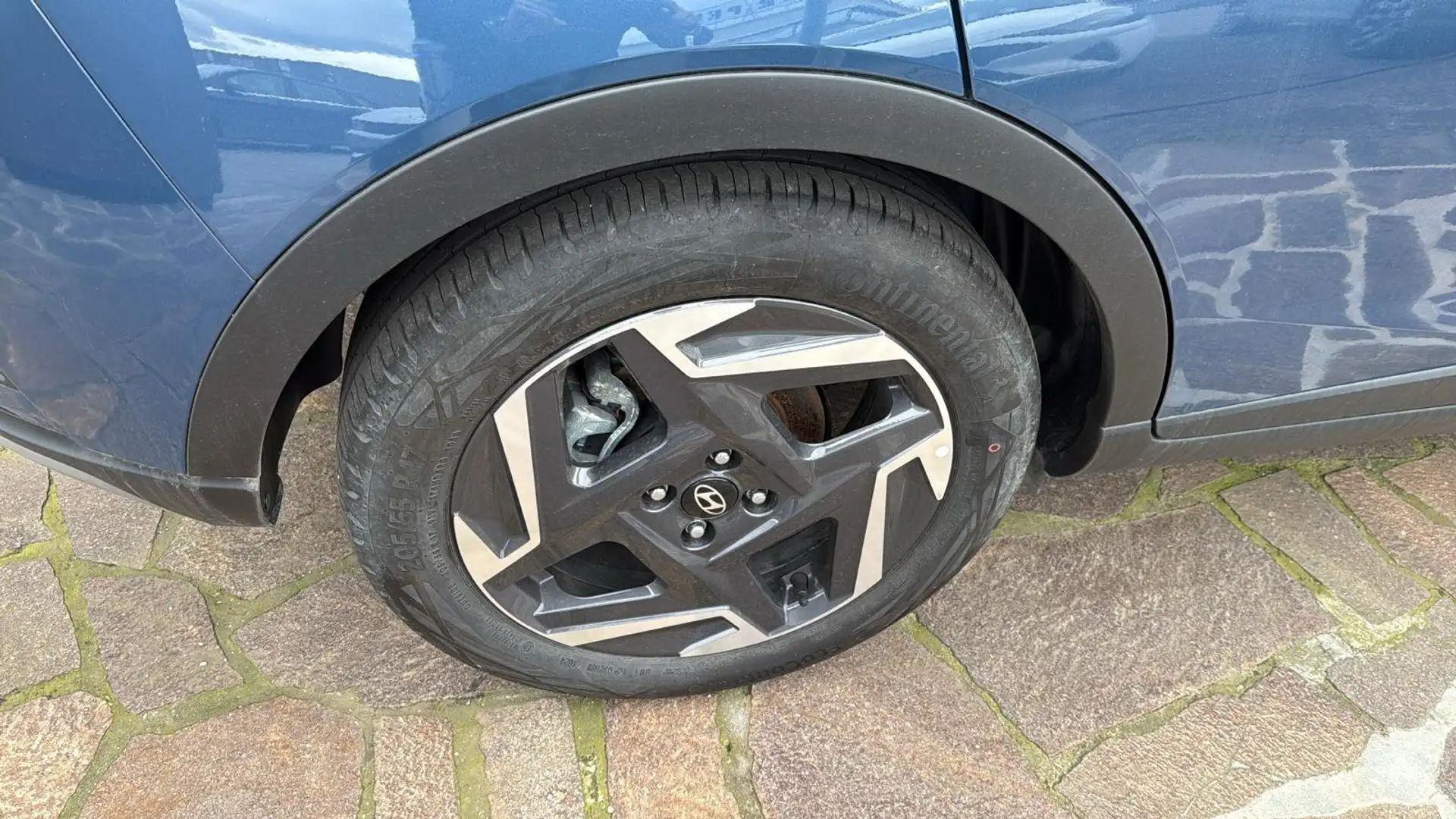 Hyundai BAYON 1.0 T-GDI Hybrid 48V iMT XClass Blu/Azzurro - 2