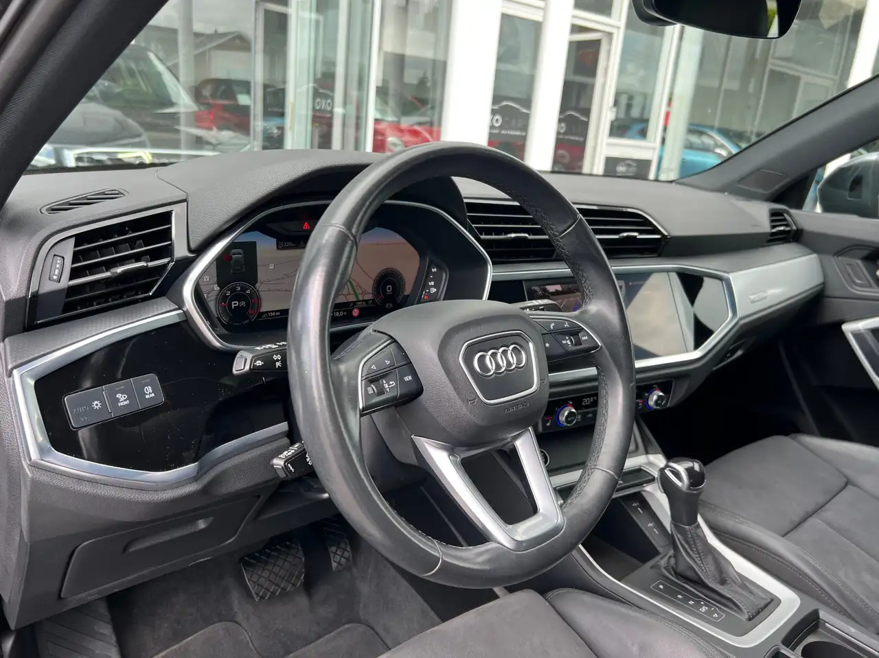 Audi Q3 S-LINE 35 TDI 150CV / LED Matrix / Cuir Sport / Cockpit / Gps, миниатюра 12