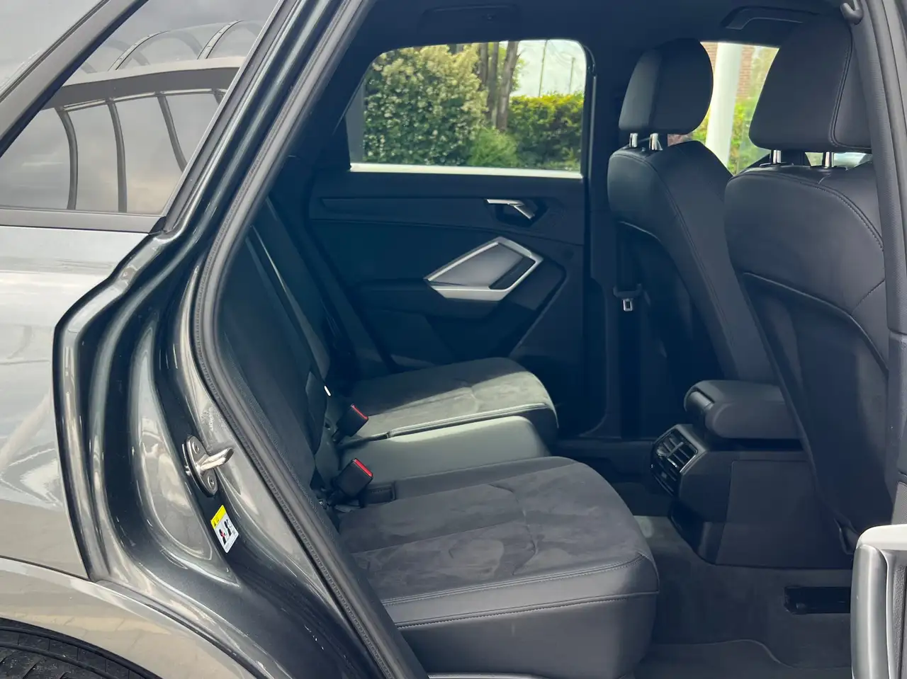 Audi Q3 S-LINE 35 TDI 150CV / LED Matrix / Cuir Sport / Cockpit / Gps, миниатюра 15
