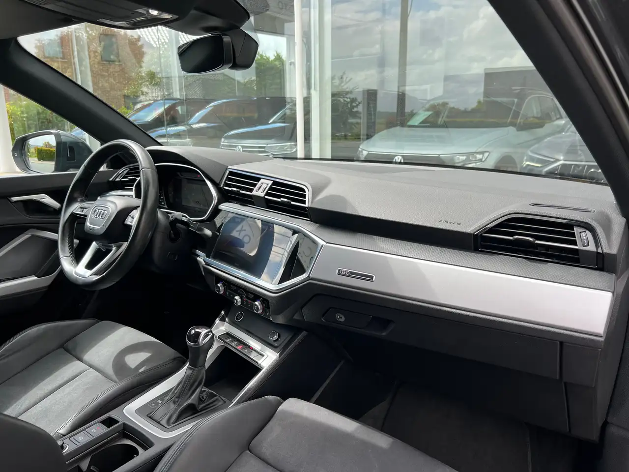 Audi Q3 S-LINE 35 TDI 150CV / LED Matrix / Cuir Sport / Cockpit / Gps, миниатюра 17