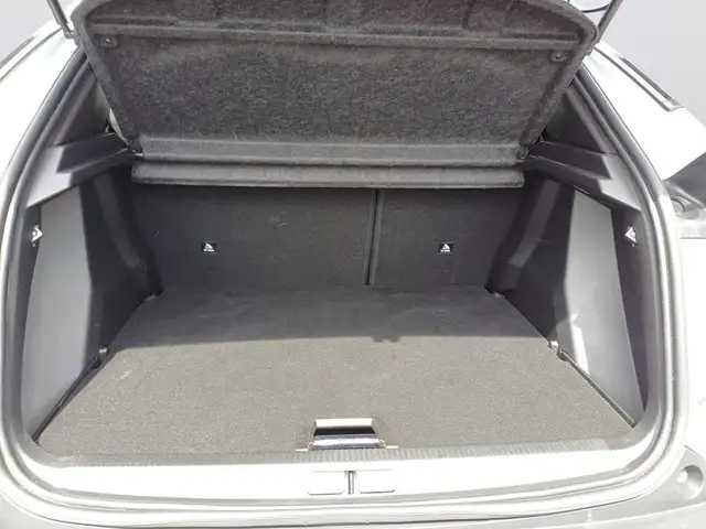Peugeot 2008 view 7