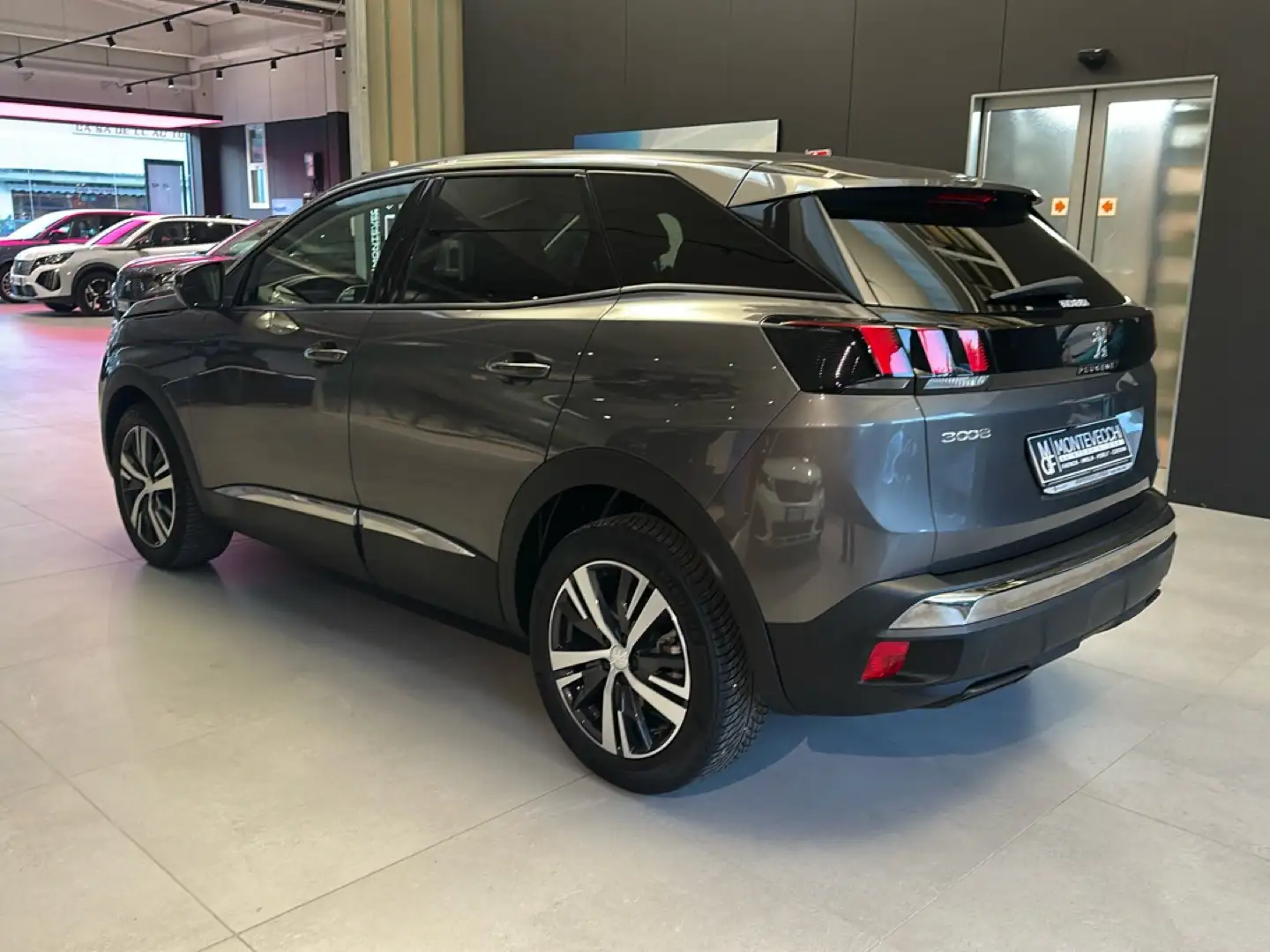 Peugeot 3008 1.5 BlueHDi Allure Pack S&S 130 Grigio - 2