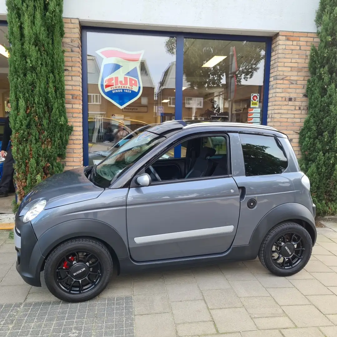 Microcar M.Go 3 PREMIUM HIGHLAND DCI Grijs - 1