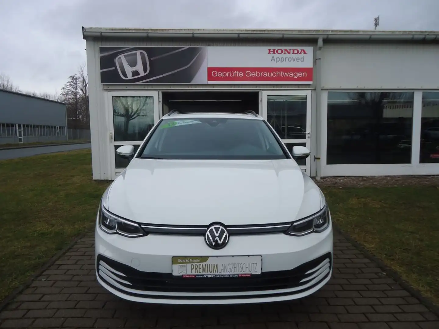 Volkswagen Golf Variant 1.5 TSI OPF Life AHK schwenkbar*Panoramadach... Weiß - 2