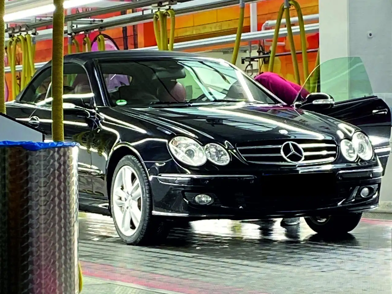 Mercedes-Benz CLK 320