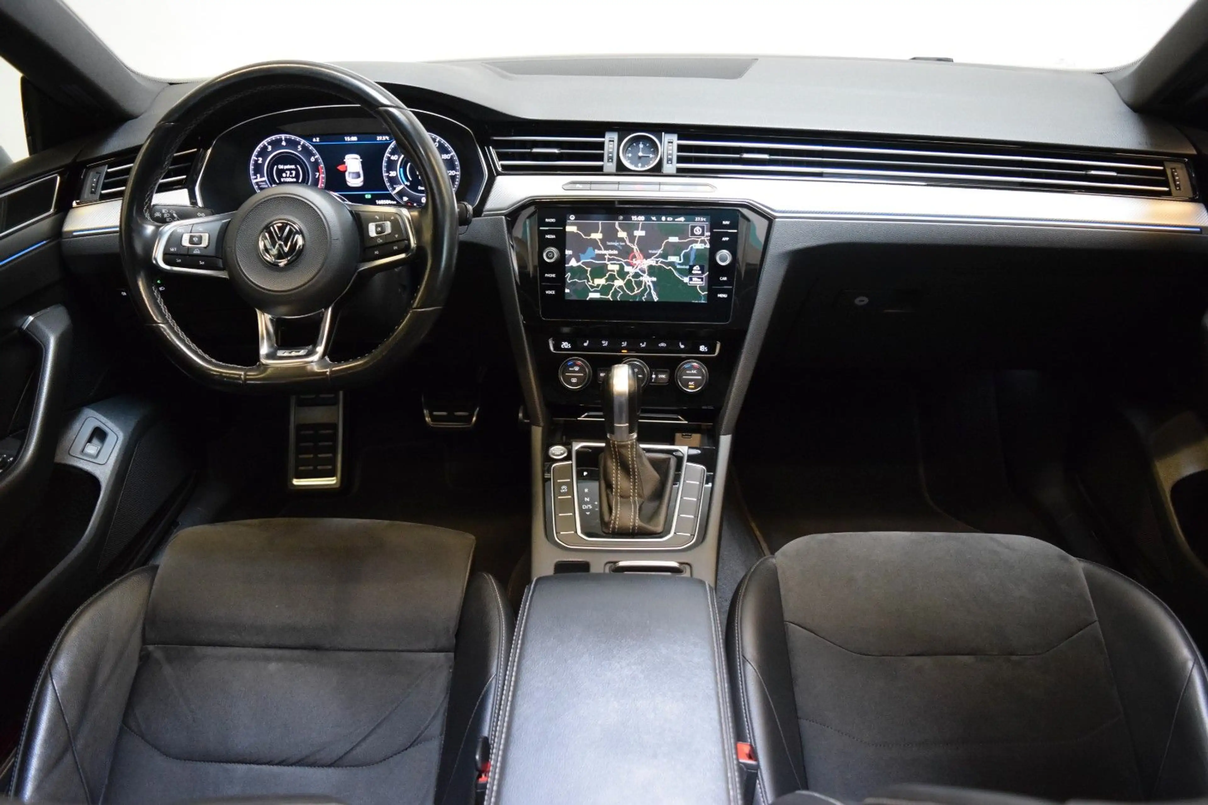 Volkswagen Arteon R-Line (Pano, VirtualC, ACC, Massage...) — photo 11