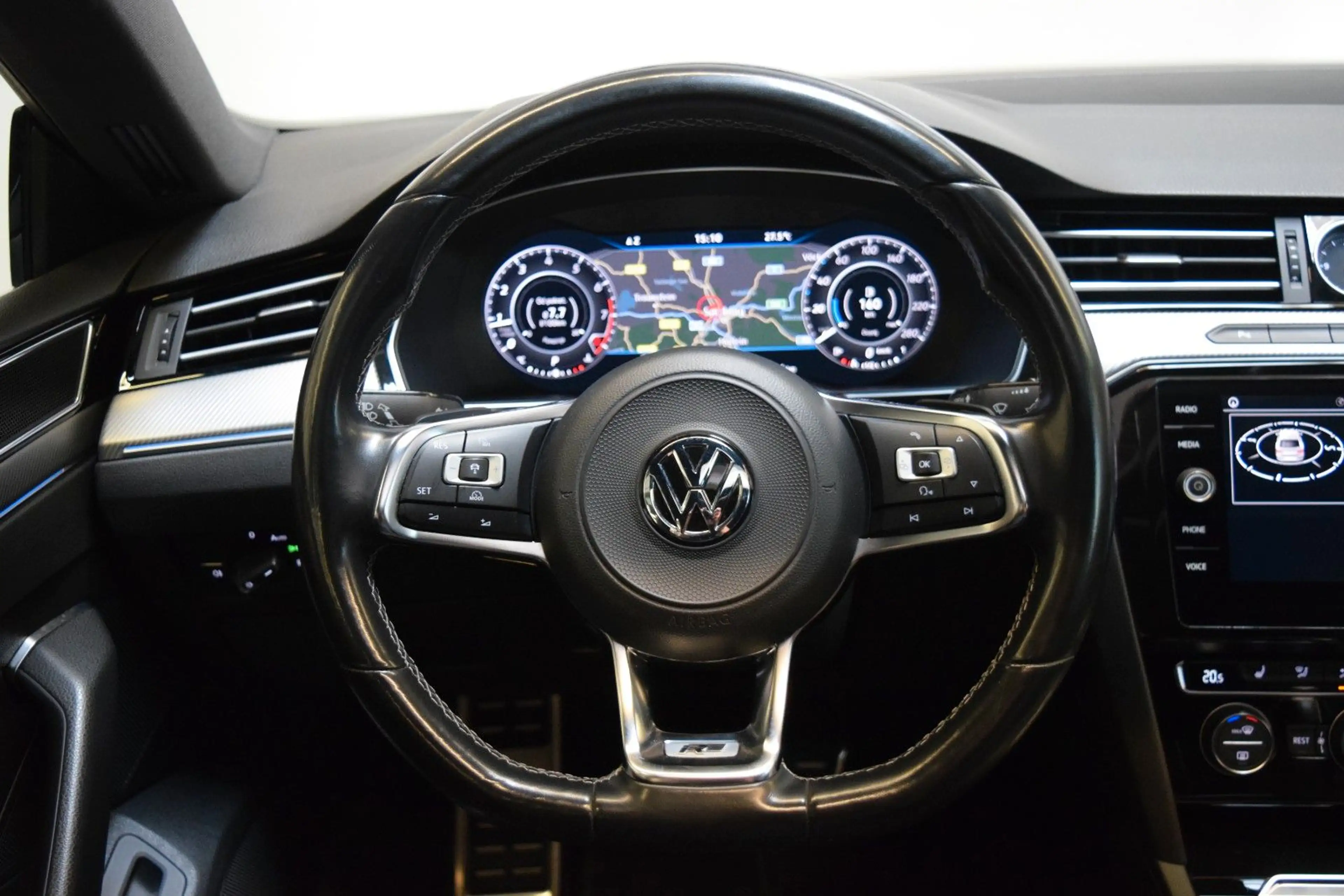 Volkswagen Arteon R-Line (Pano, VirtualC, ACC, Massage...) — photo 12