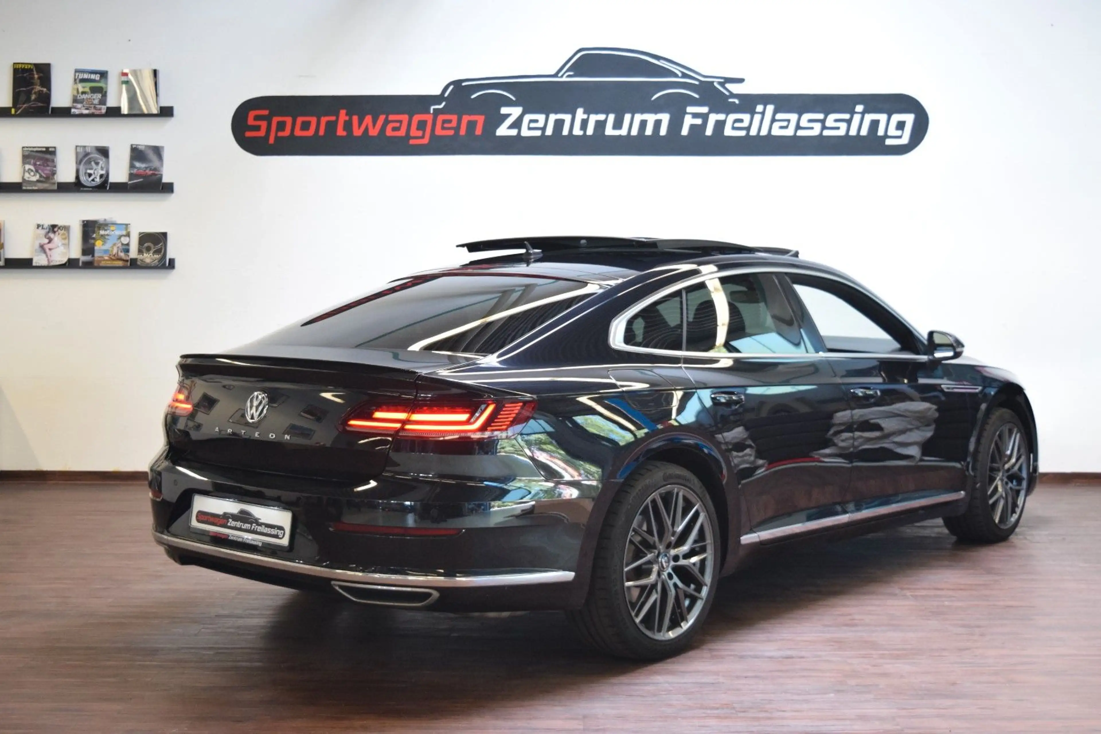 Volkswagen Arteon R-Line (Pano, VirtualC, ACC, Massage...) — photo 3