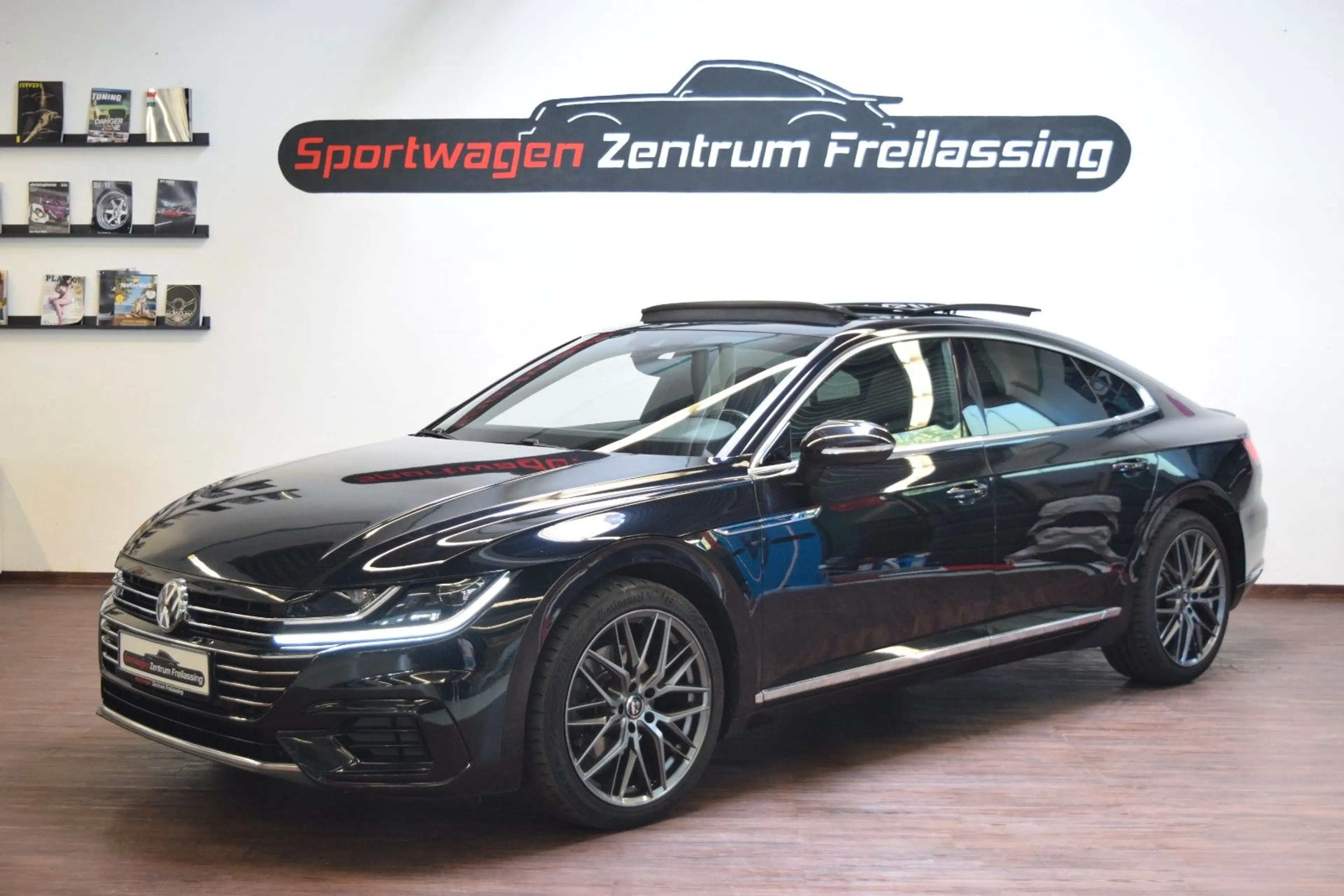 Volkswagen Arteon R-Line (Pano, VirtualC, ACC, Massage...)