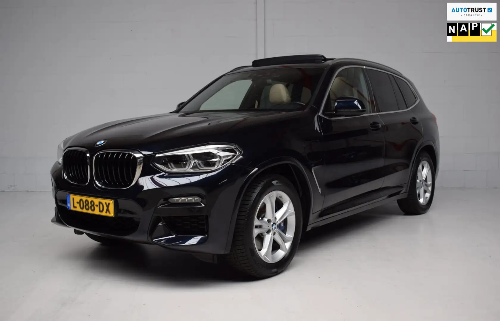 BMW X3 XDrive30e M-SPORT ORG.NED / PANORAMADAK / FACELIFT Noir - 1