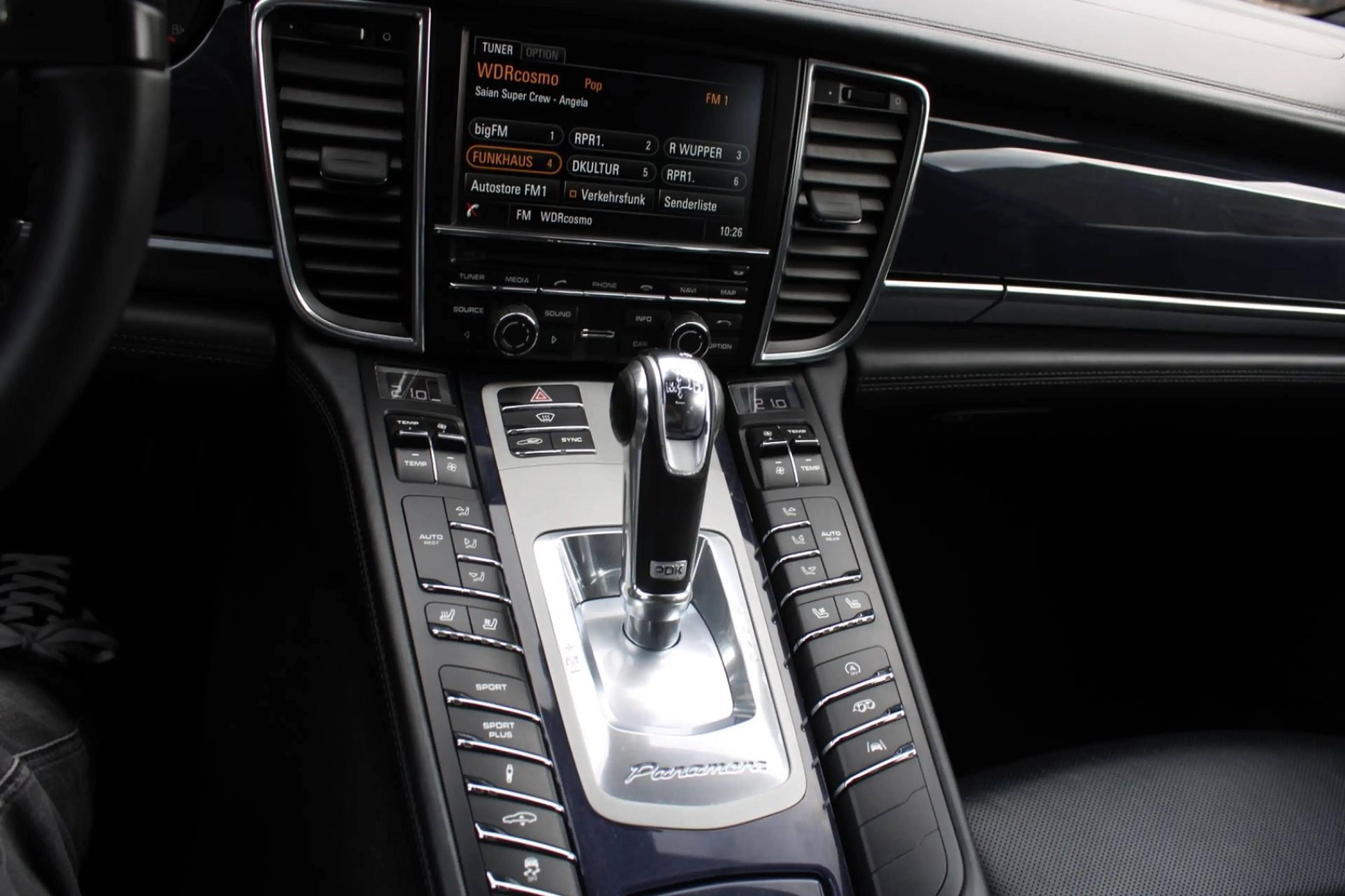 Porsche Panamera GTS 4.8L*FACELIFT*ESSD*MAX VOLL*TOP! — photo 15
