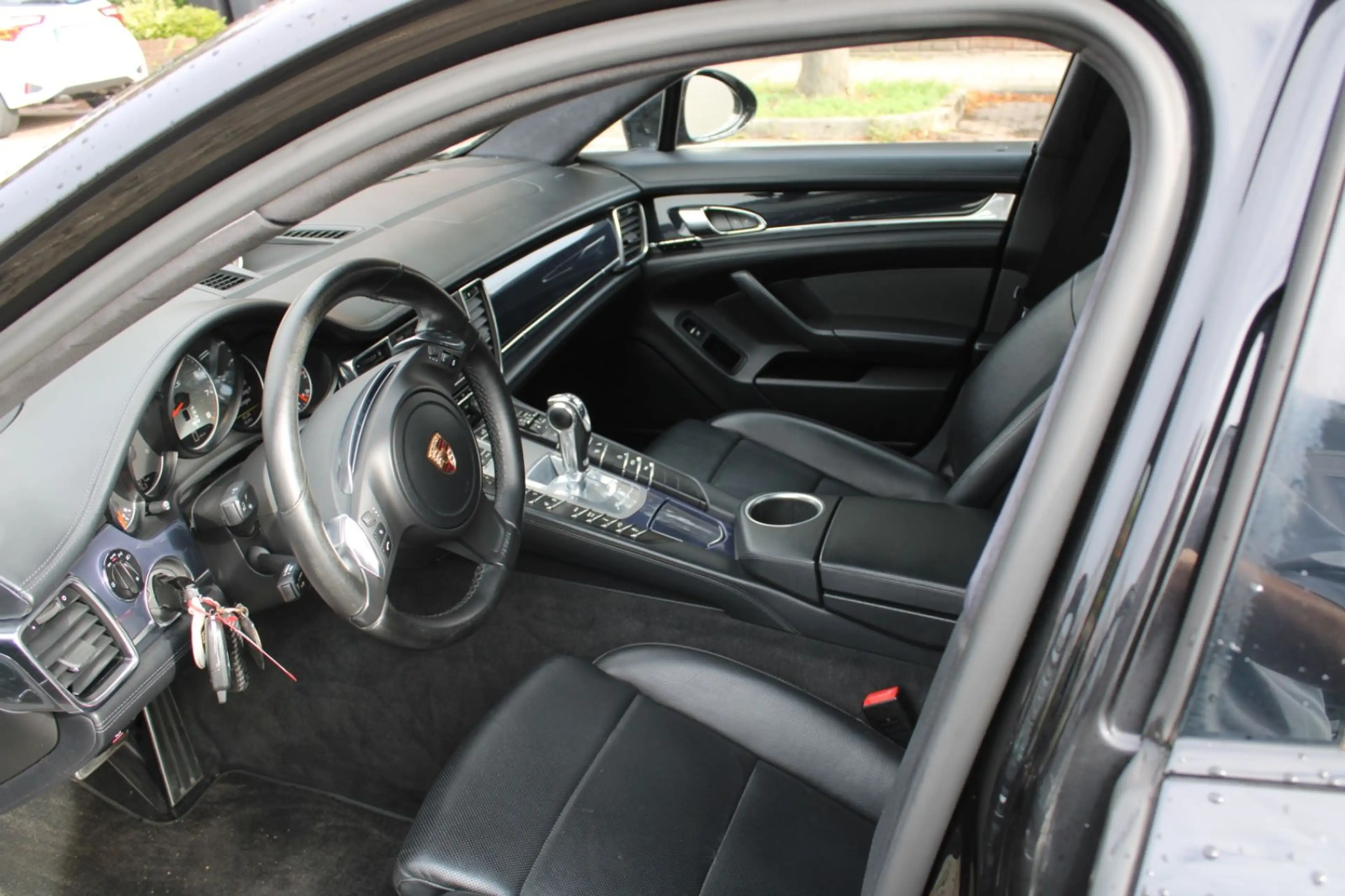 Porsche Panamera GTS 4.8L*FACELIFT*ESSD*MAX VOLL*TOP! — photo 9