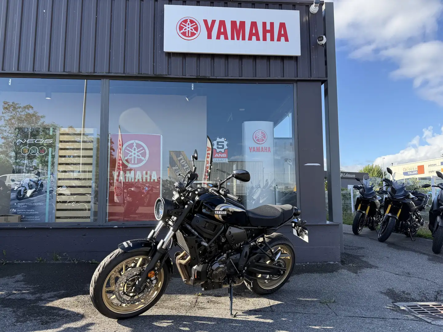 Yamaha XSR 700 Noir - 2