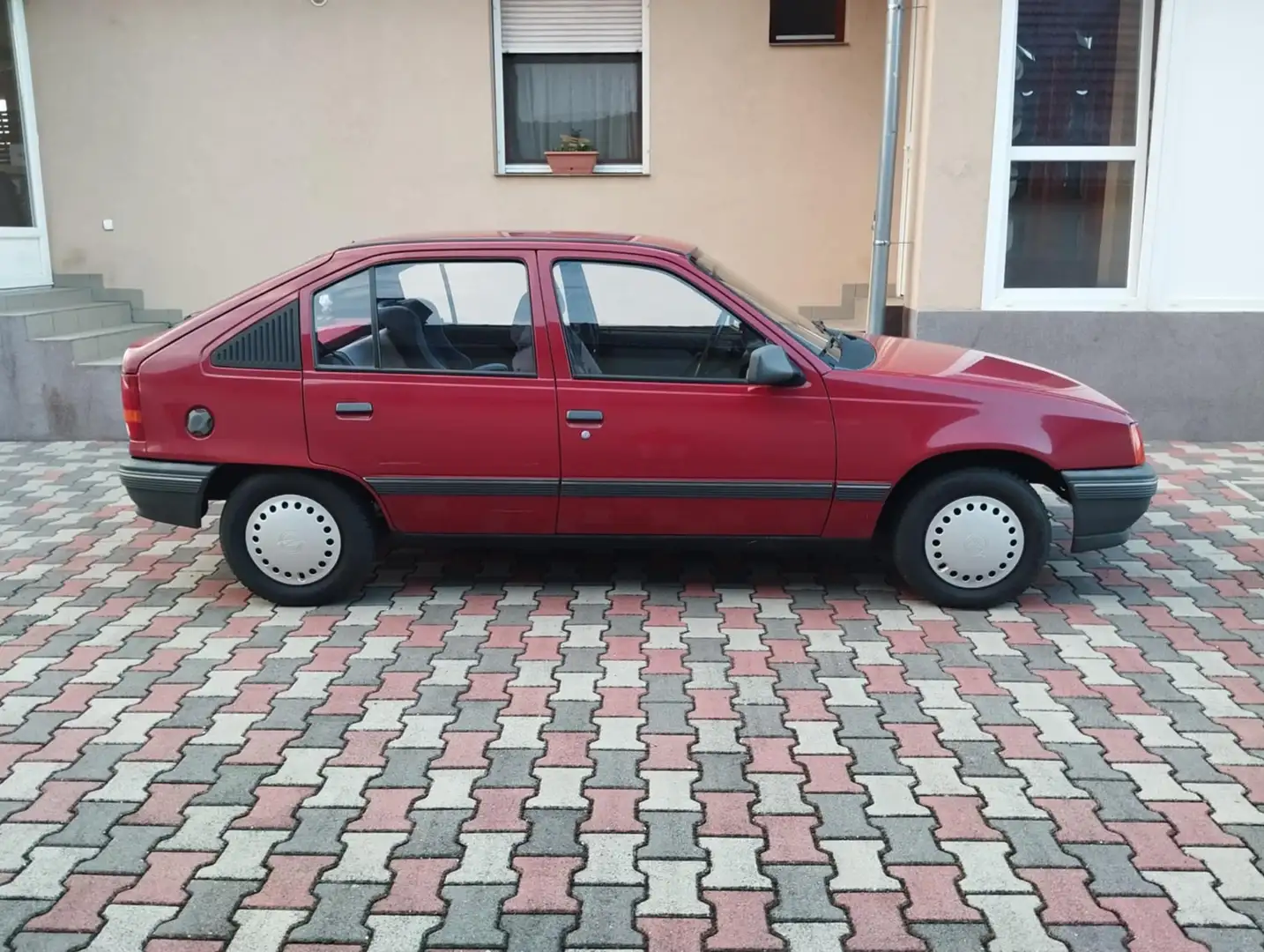 Opel Kadett Kadett E LS 1,3 i Rot - 1