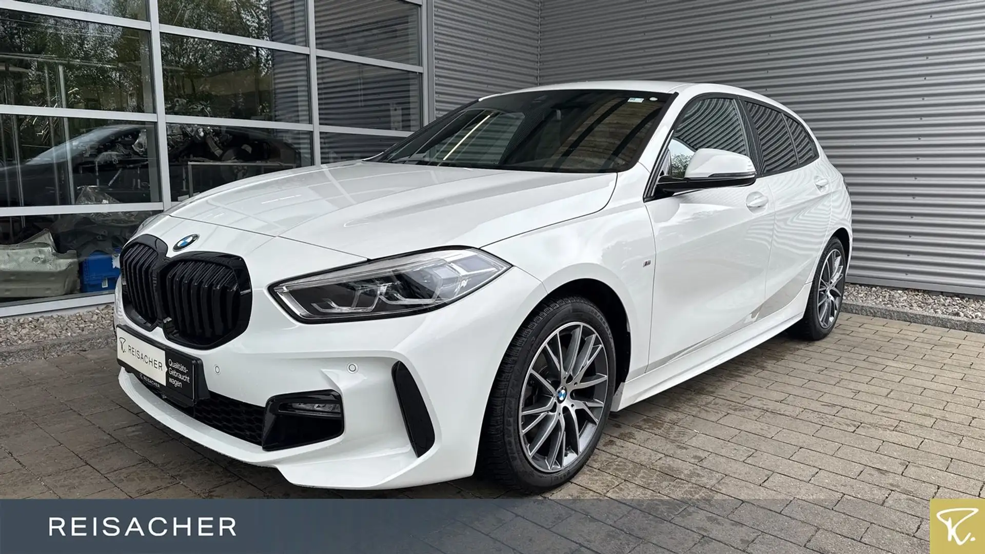 BMW 118 i M-Sport Navi LED DAB 17"LM PDC Weiß - 1
