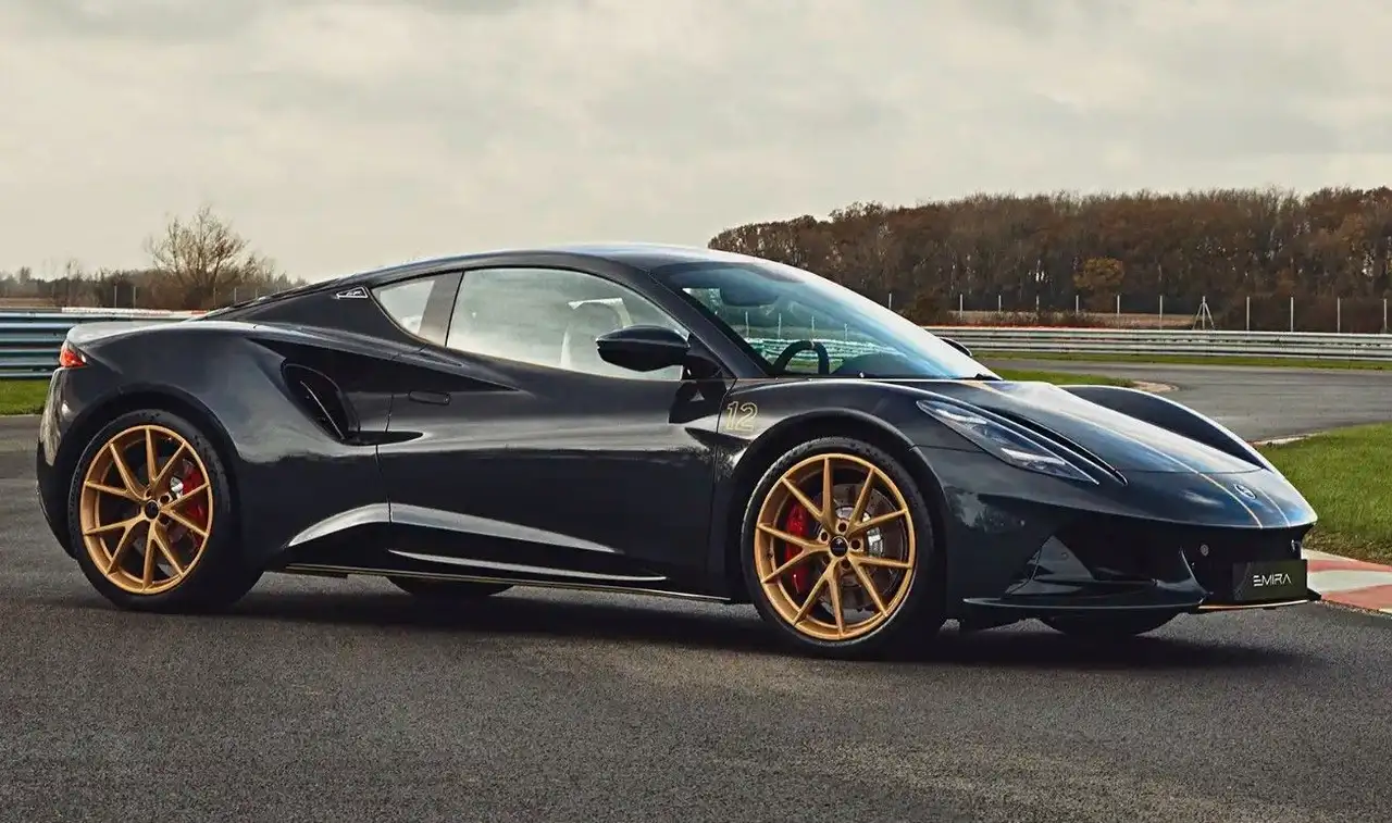 Lotus Emira