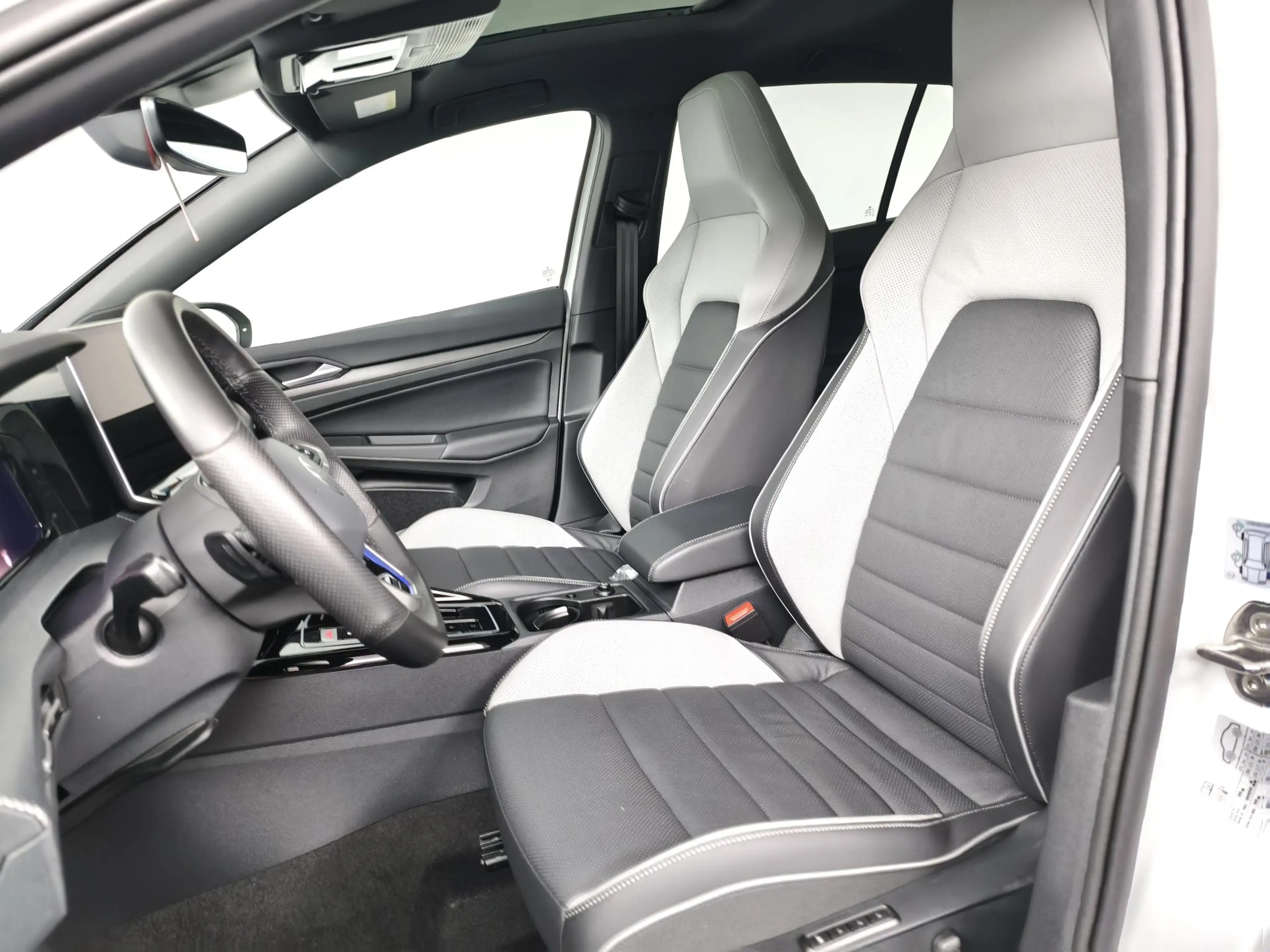 Volkswagen Golf GTE 1.5 eHybrid | Camera | Leder | Pano | Adaptieve de — photo 7
