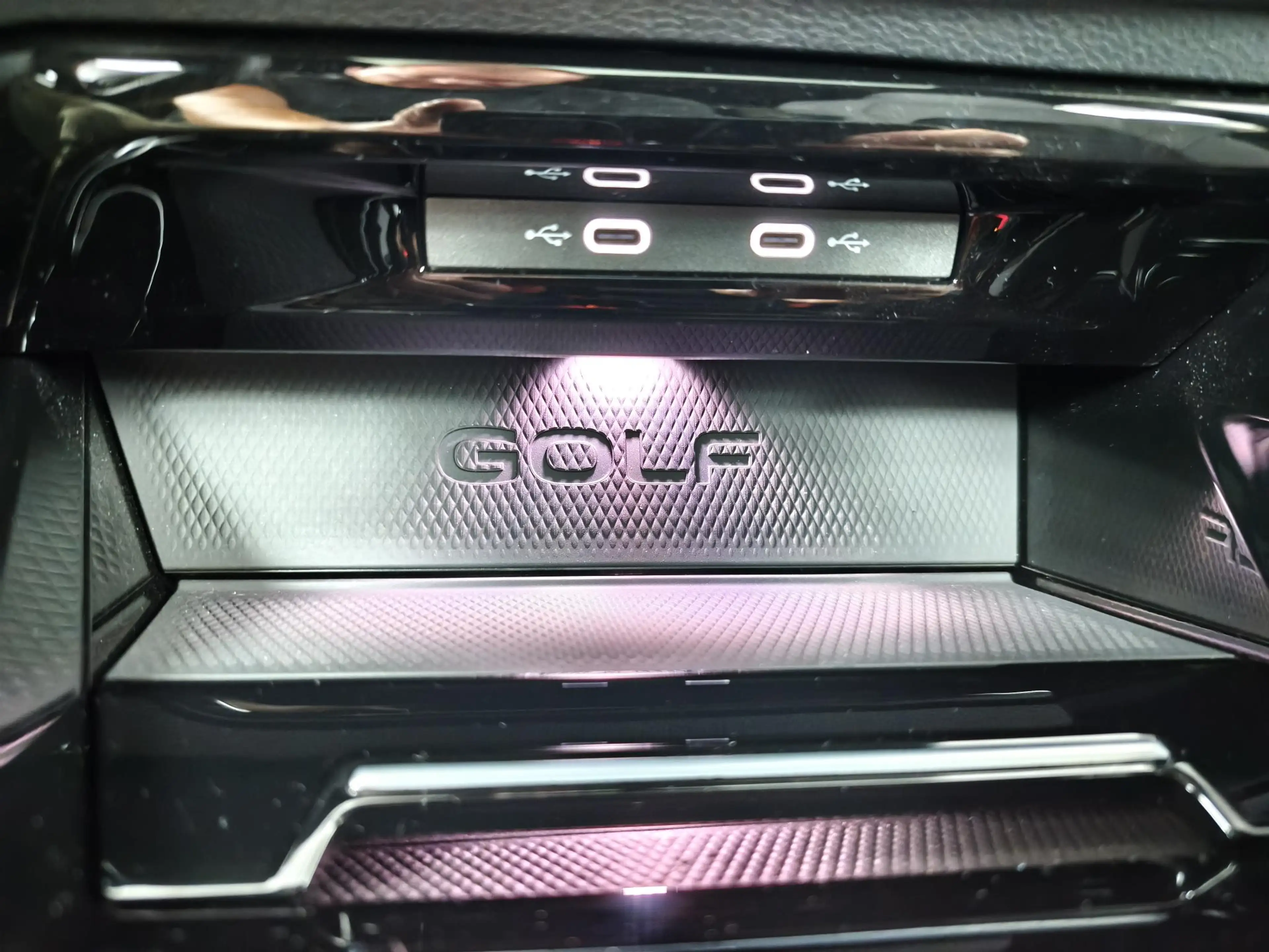 Volkswagen Golf GTE 1.5 eHybrid | Camera | Leder | Pano | Adaptieve de — photo 30