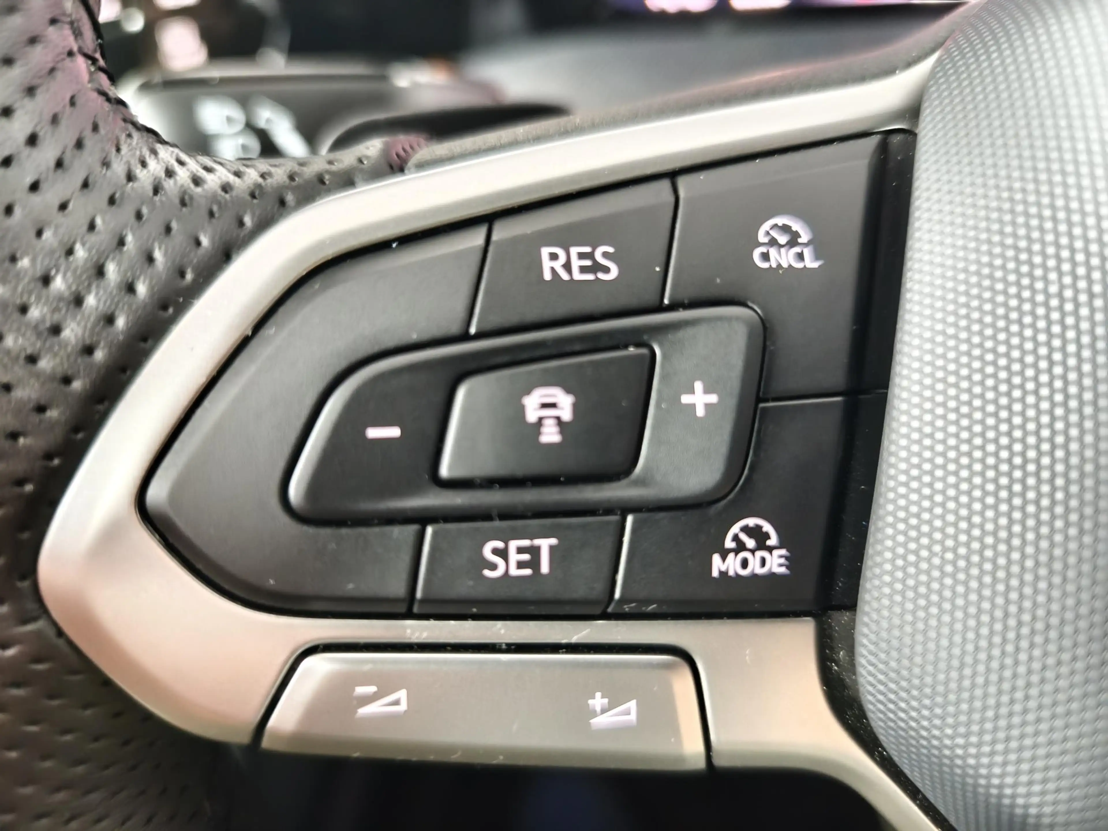 Volkswagen Golf GTE 1.5 eHybrid | Camera | Leder | Pano | Adaptieve de — photo 23