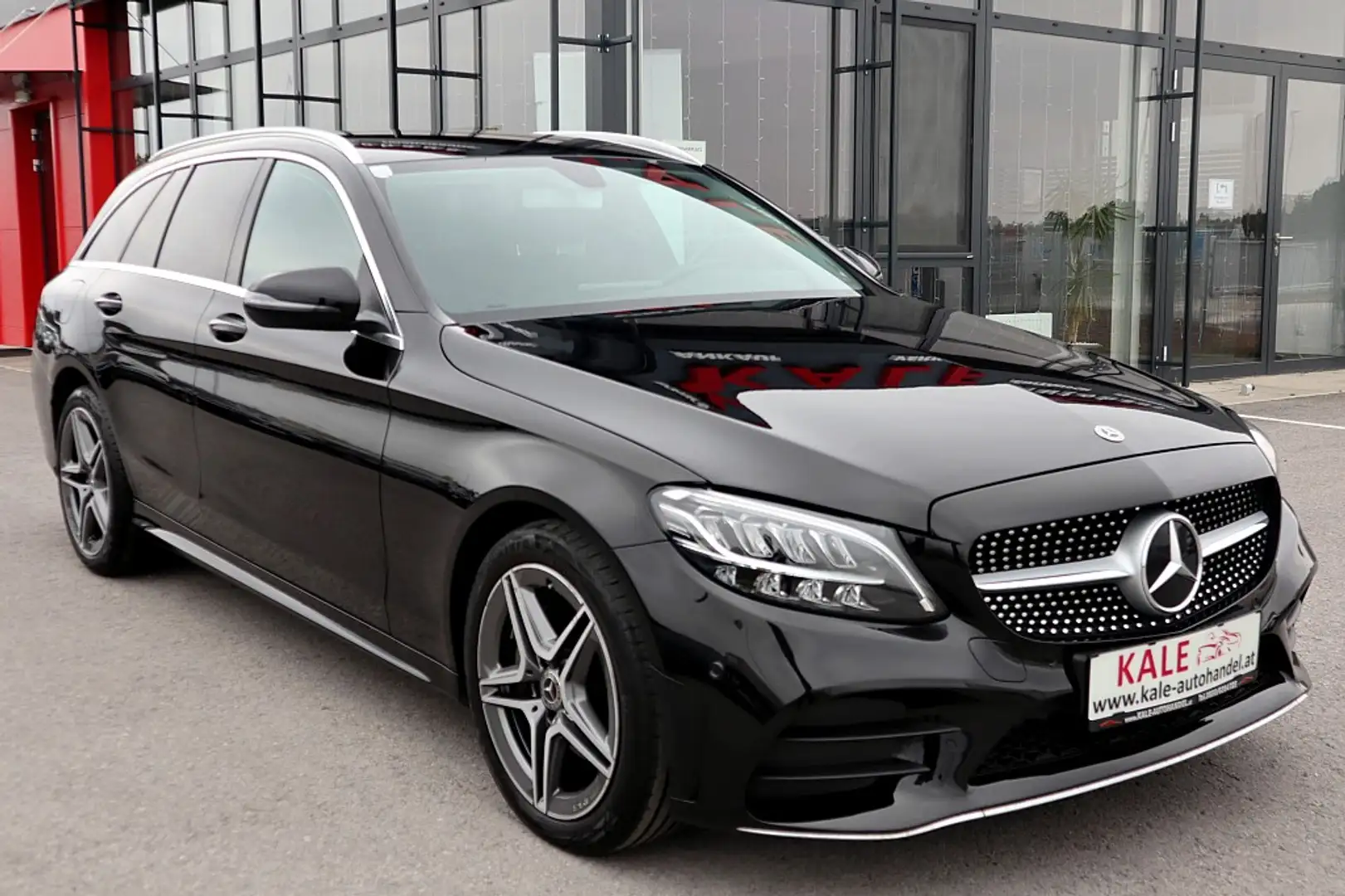 Mercedes-Benz C 180 d T Aut. *1.Besitz* AMG-Line*LED*Navi* Schwarz - 2