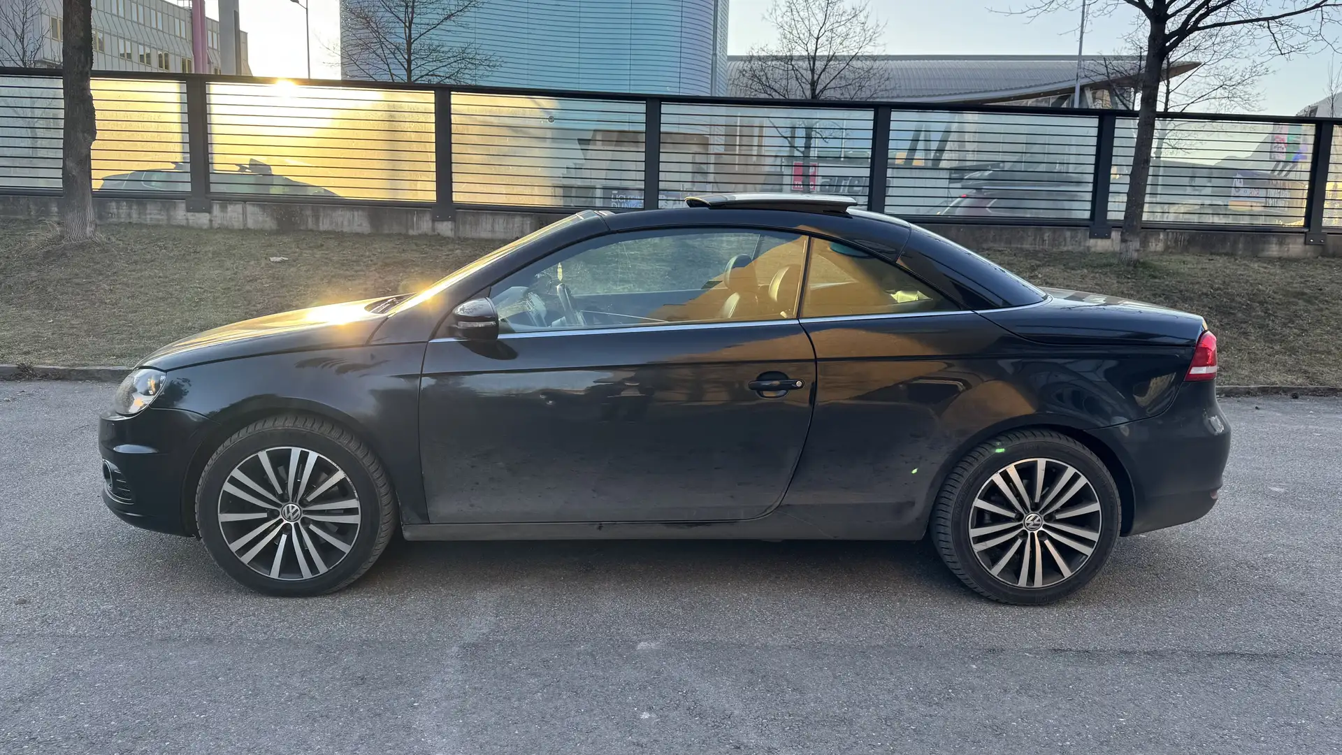 Volkswagen Eos 2,0 TSI DSG Schwarz - 2