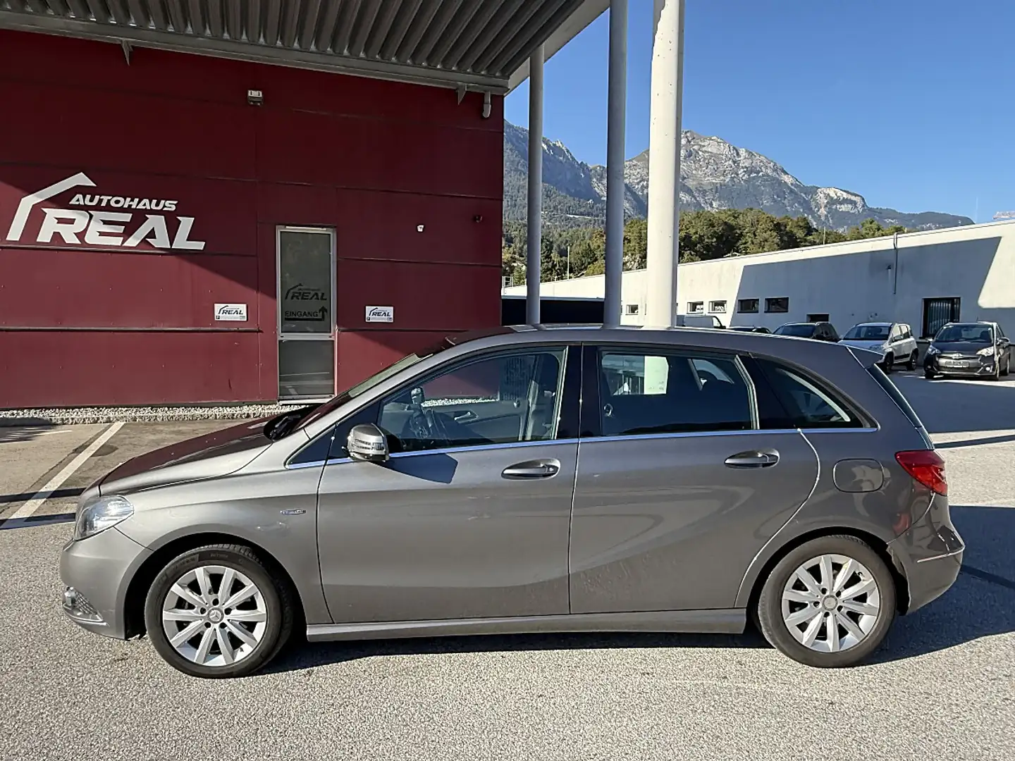 Mercedes-Benz B 180 CDI Silber - 2
