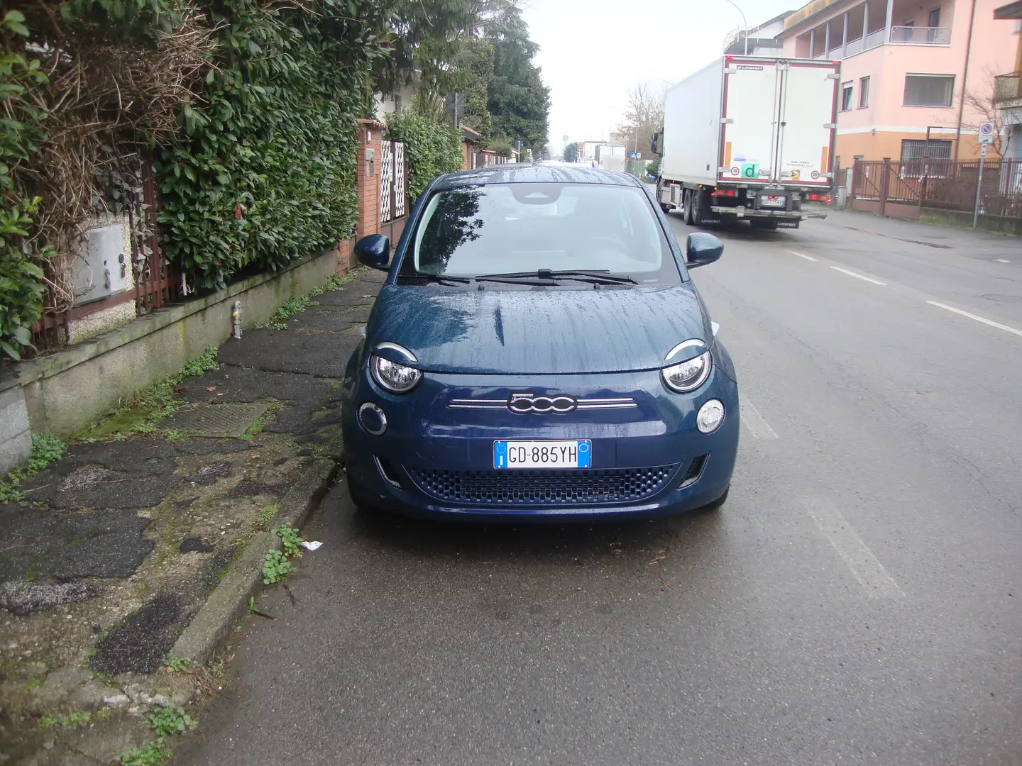 Fiat 500e 42 kWh La Prima Blau - 1