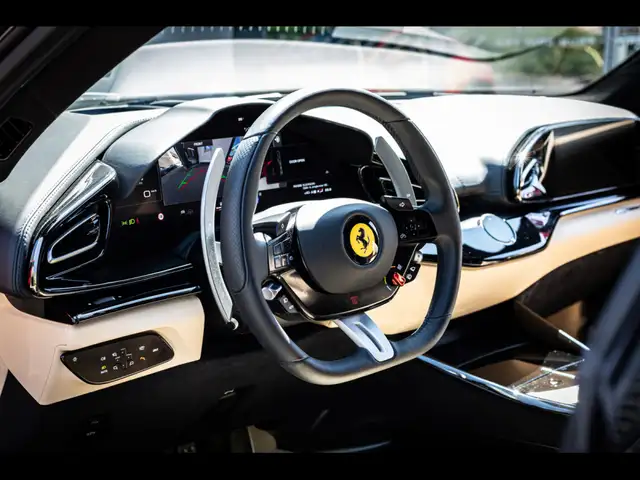 Ferrari Purosangue view 11