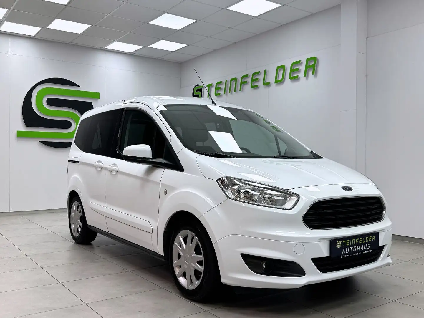 Ford Tourneo Courier 1.0 EcoBoost / TEMPOMAT Blanc - 1